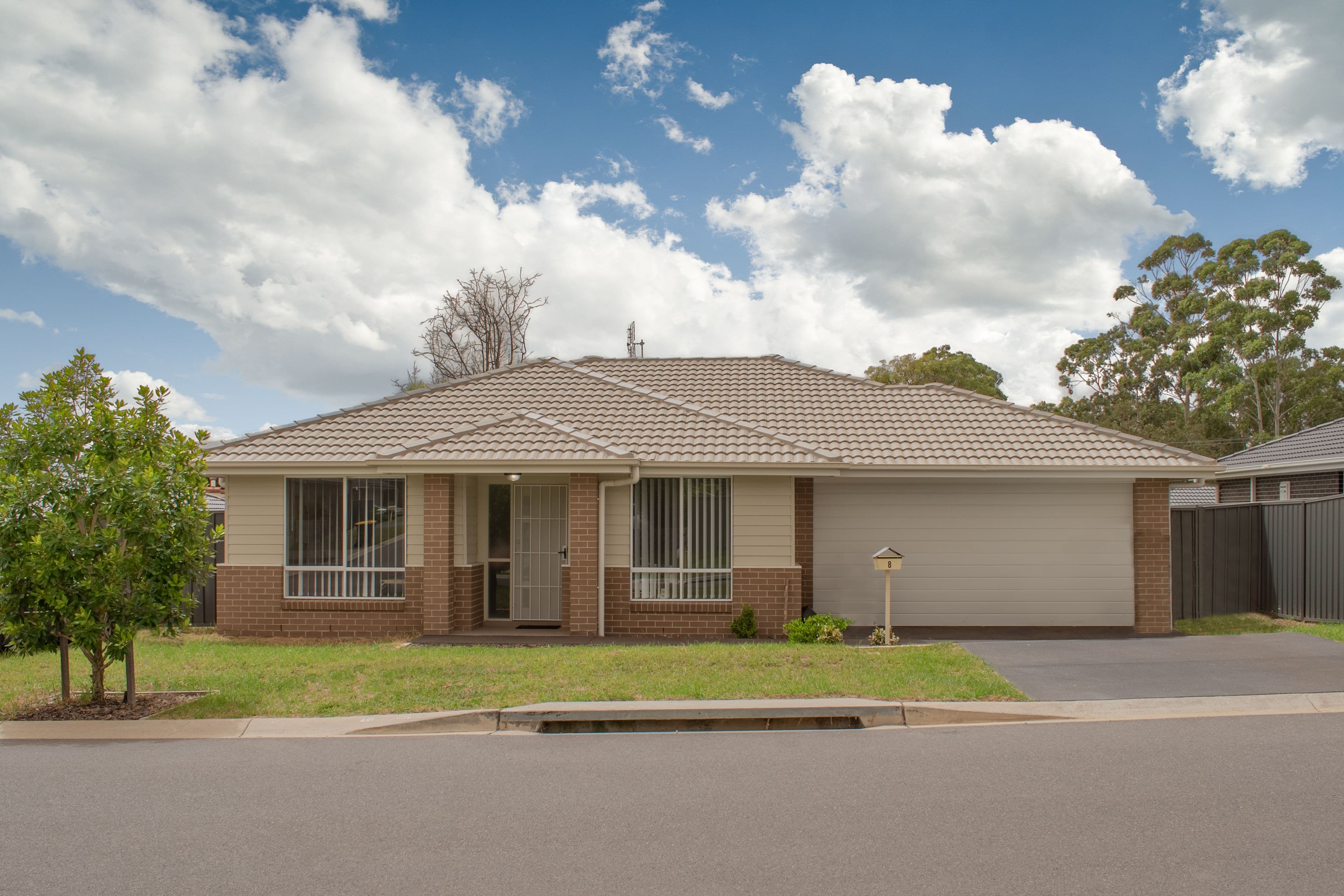 8 Tapir Street, Morisset Park - Image 1