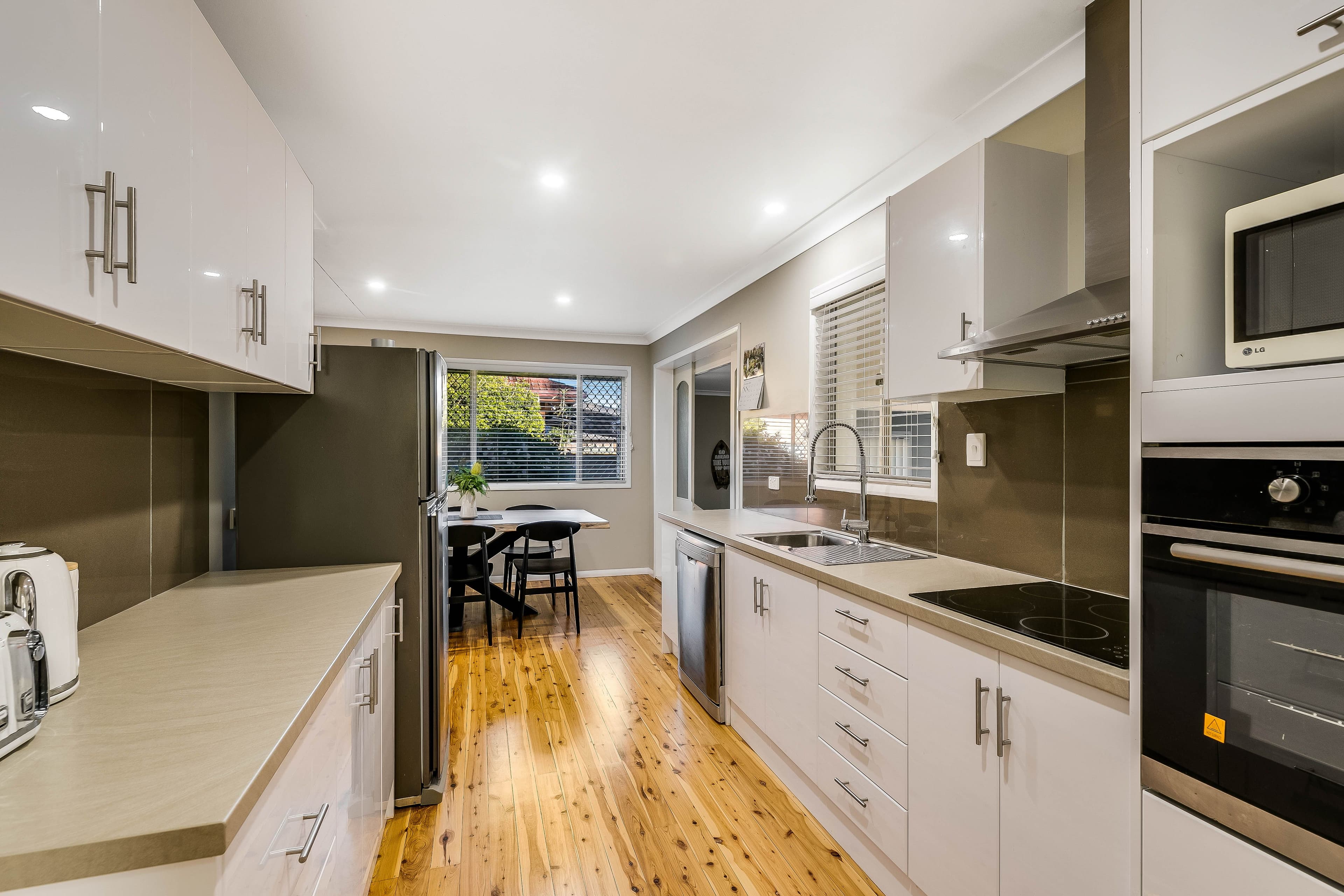 18 Lister Street, Harristown QLD 4350, Harristown - Thumbnail 4