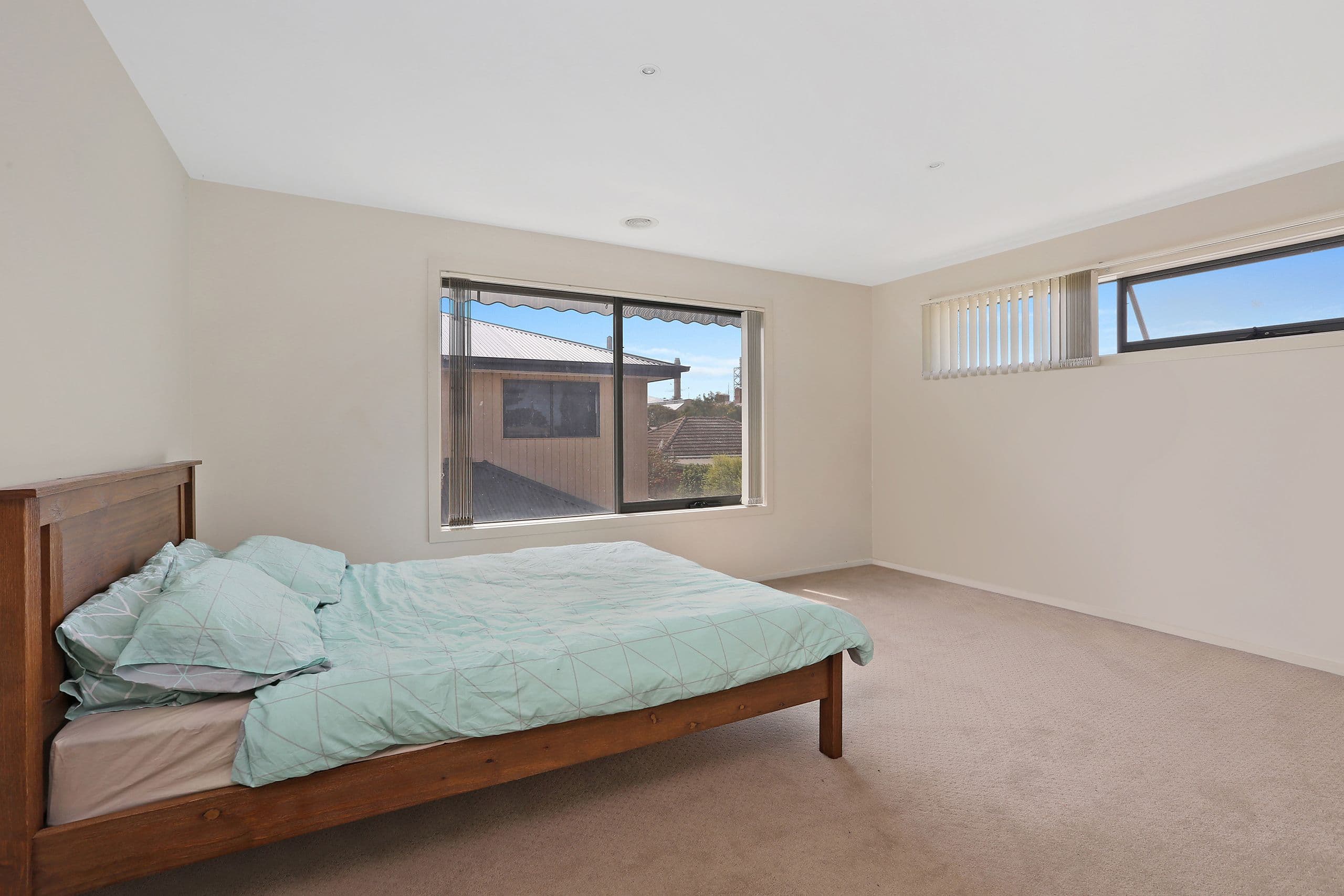 36 Myrtle Grove, North Shore VIC 3214, North Shore - Thumbnail 6