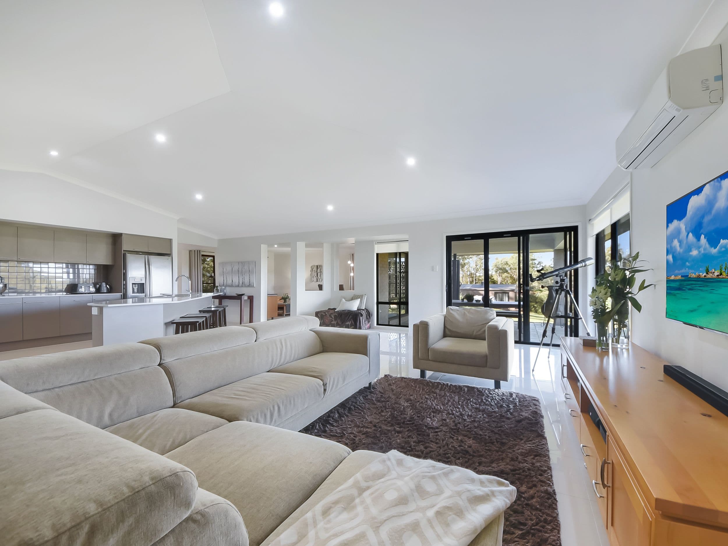 238 Whiteside Road, Samsonvale QLD 4520, Samsonvale - Thumbnail 6