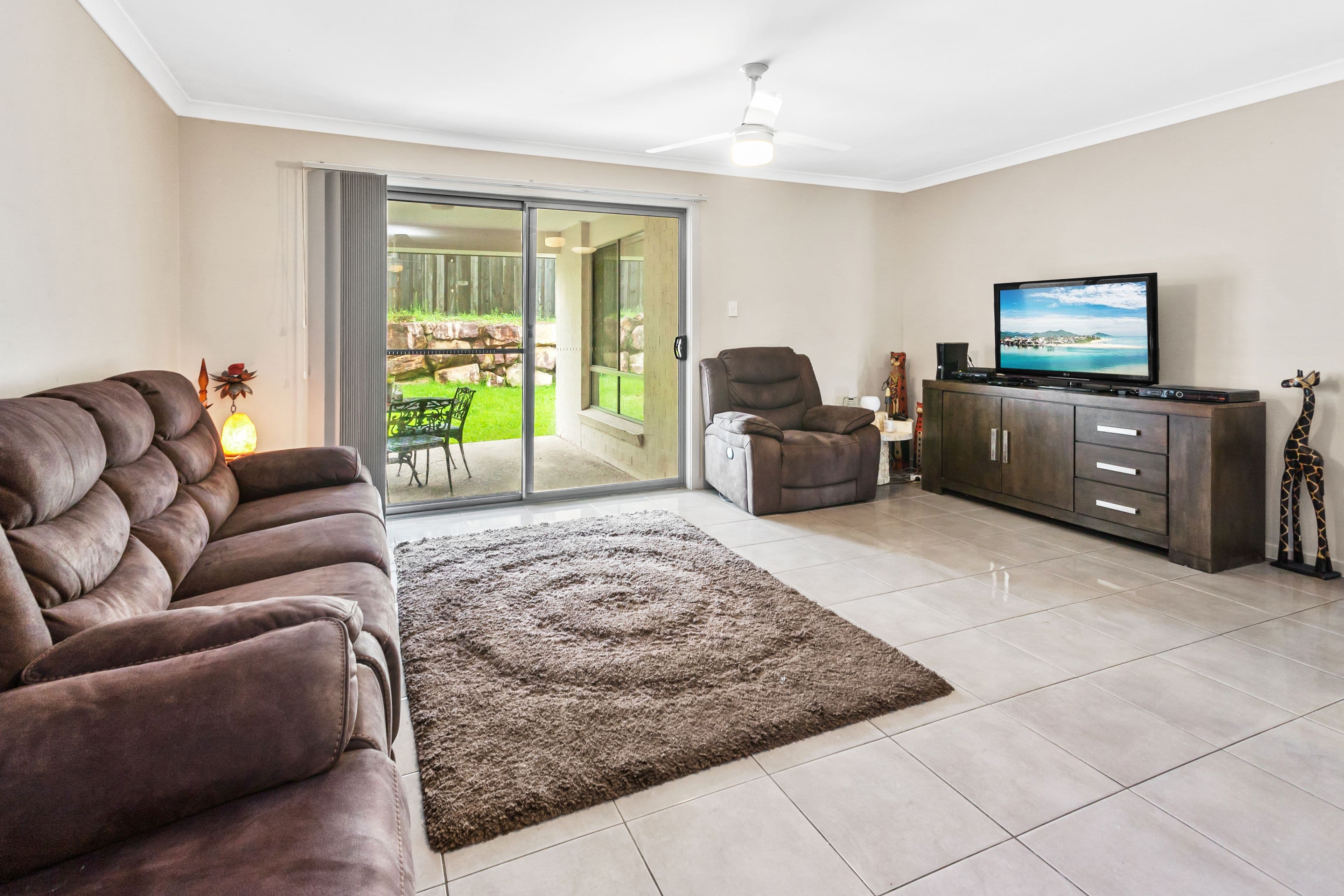 131 Mackintosh Drive, North Lakes QLD 4509, North Lakes - Thumbnail 3