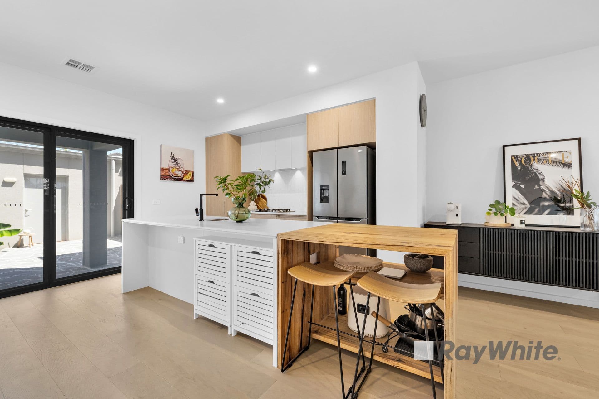 101 Hayton Park Boulevard, Cranbourne West VIC 3977, Cranbourne West - Thumbnail 4