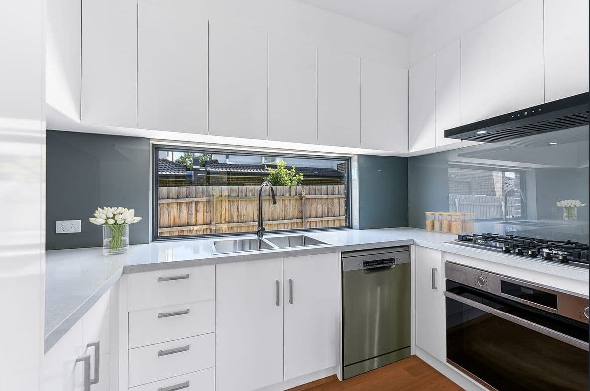 10 Whiteside Street, Springvale VIC 3171, Springvale - Thumbnail 3