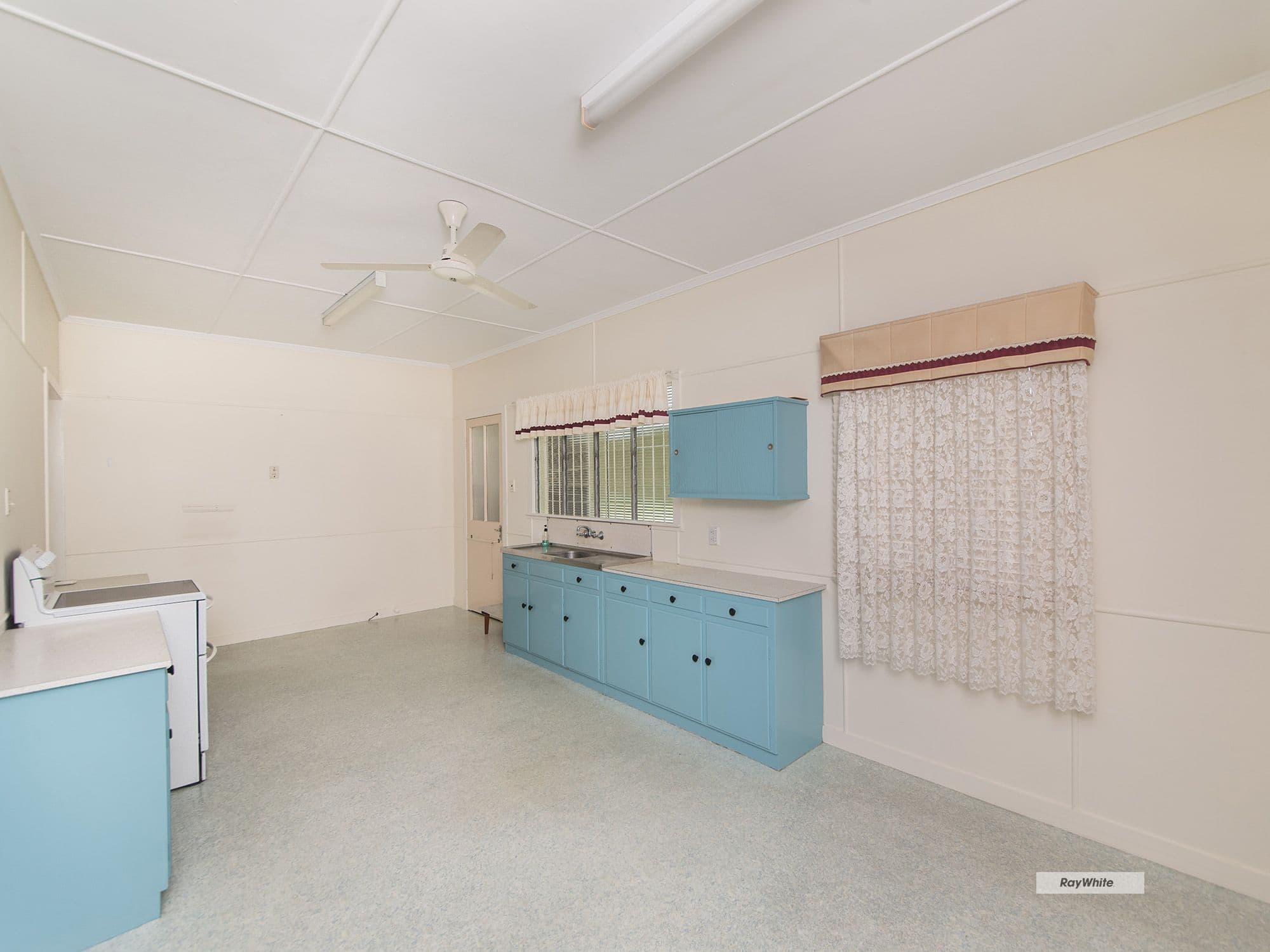 28 Denning Street, Park Avenue QLD 4701, Park Avenue - Thumbnail 7