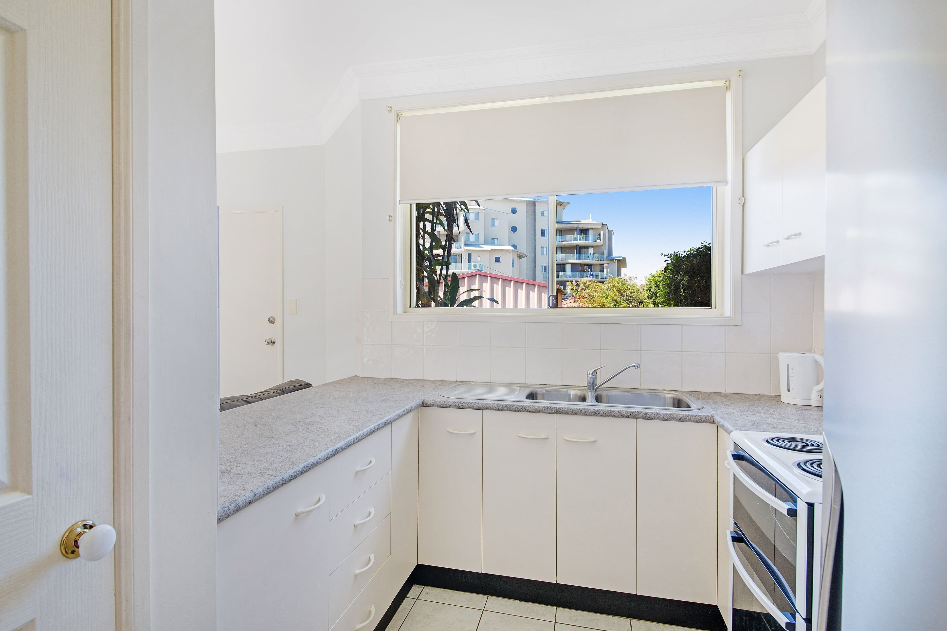 69 Oakland Avenue, The Entrance - Thumbnail 3