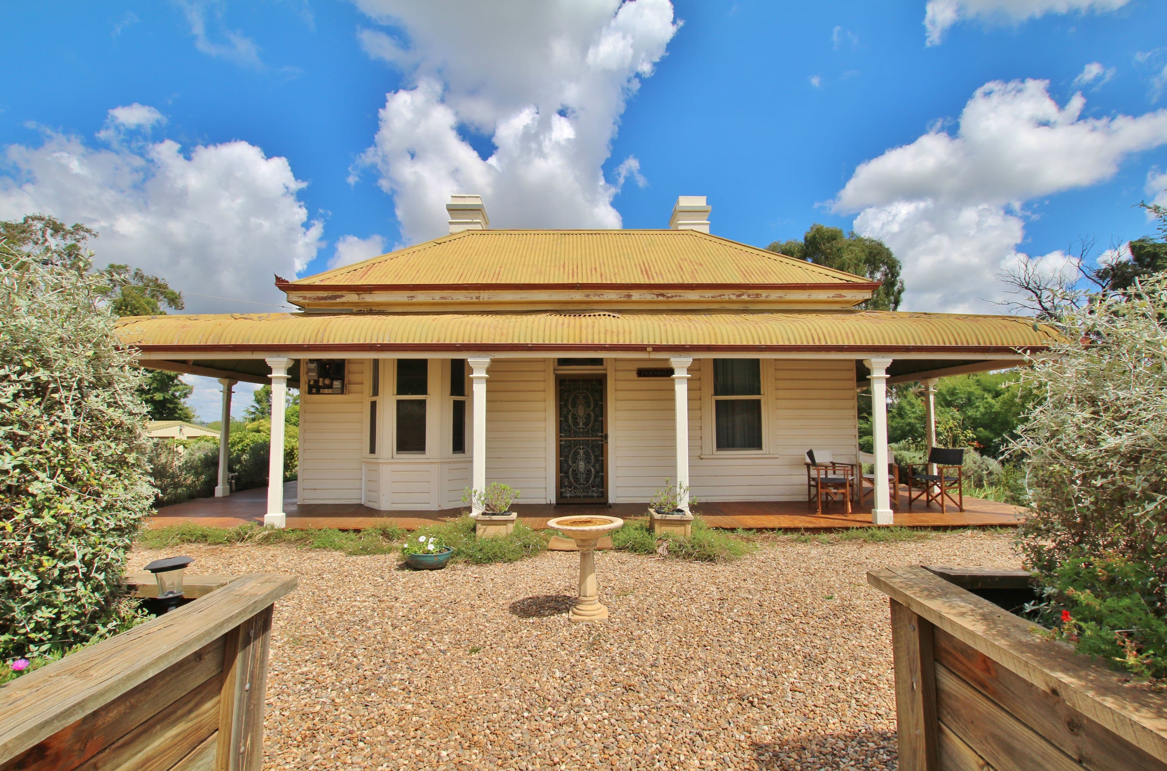 7 Hills Street, Young NSW 2594, Young - Thumbnail 2