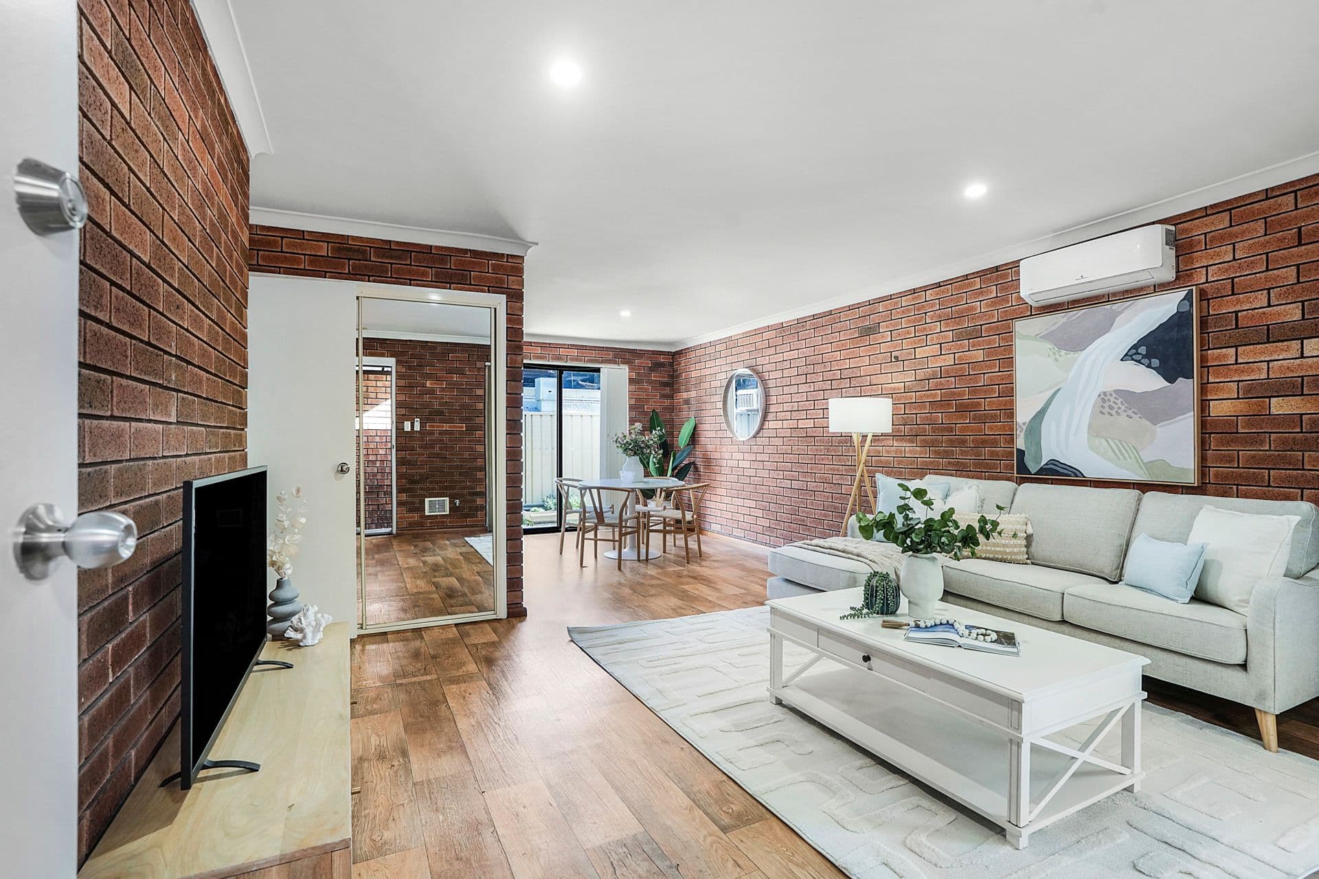 29 Scarborough Beach Road, Scarborough WA 6019, Scarborough - Thumbnail 2