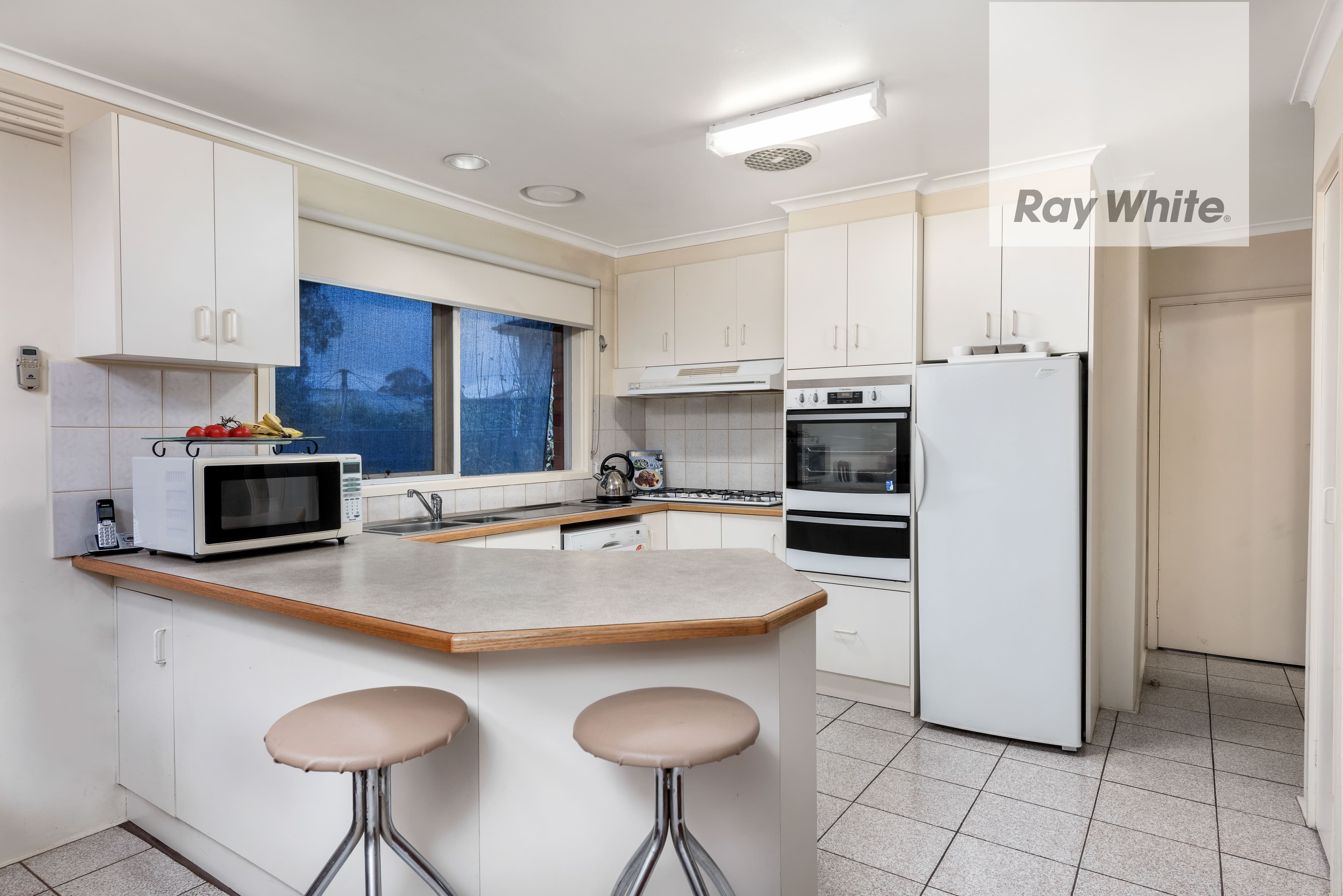 15 Glenara Court, Bundoora VIC 3083, Bundoora - Thumbnail 8
