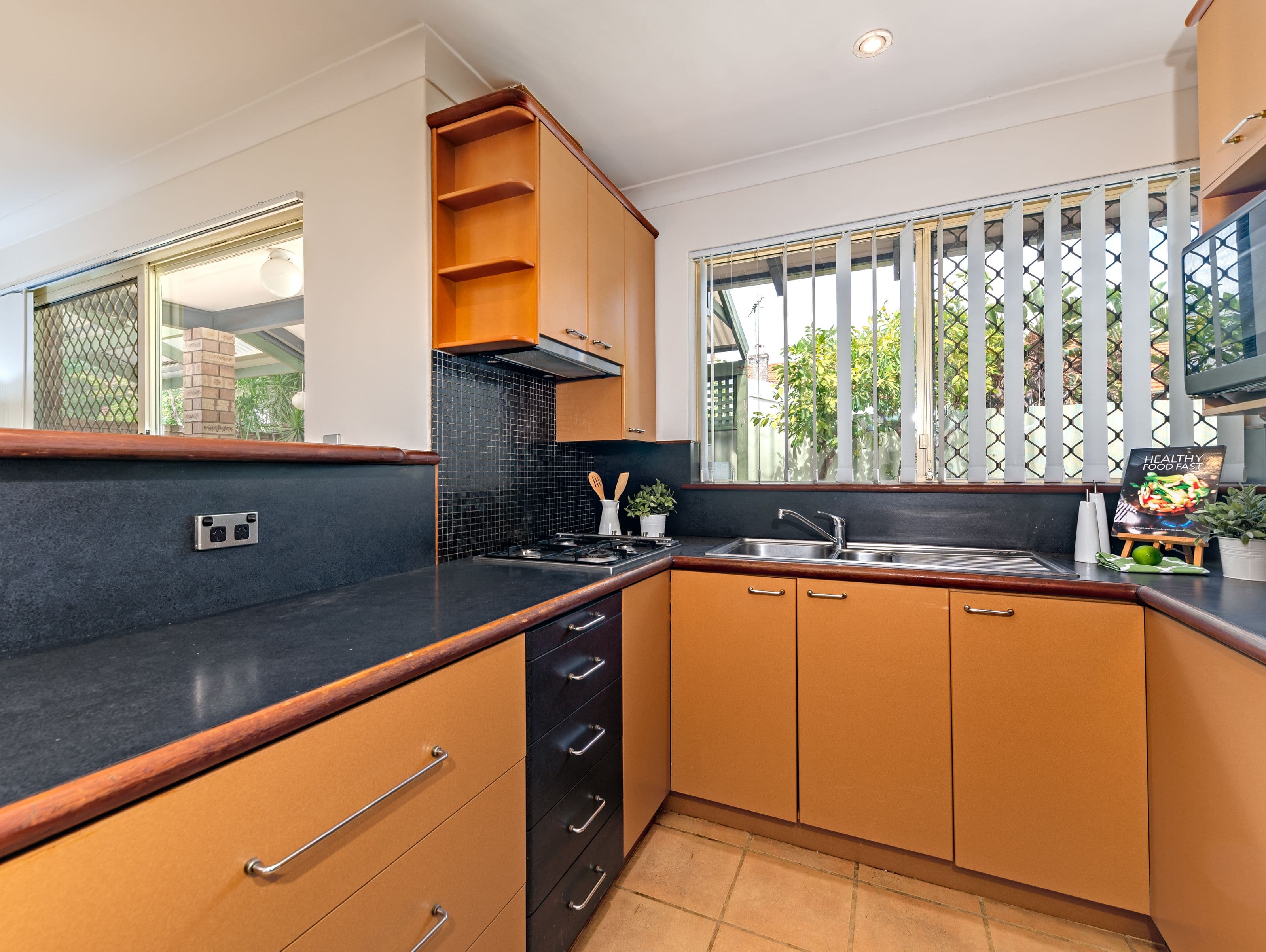 73 Third Avenue, Mount Lawley WA 6050, Mount Lawley - Thumbnail 6