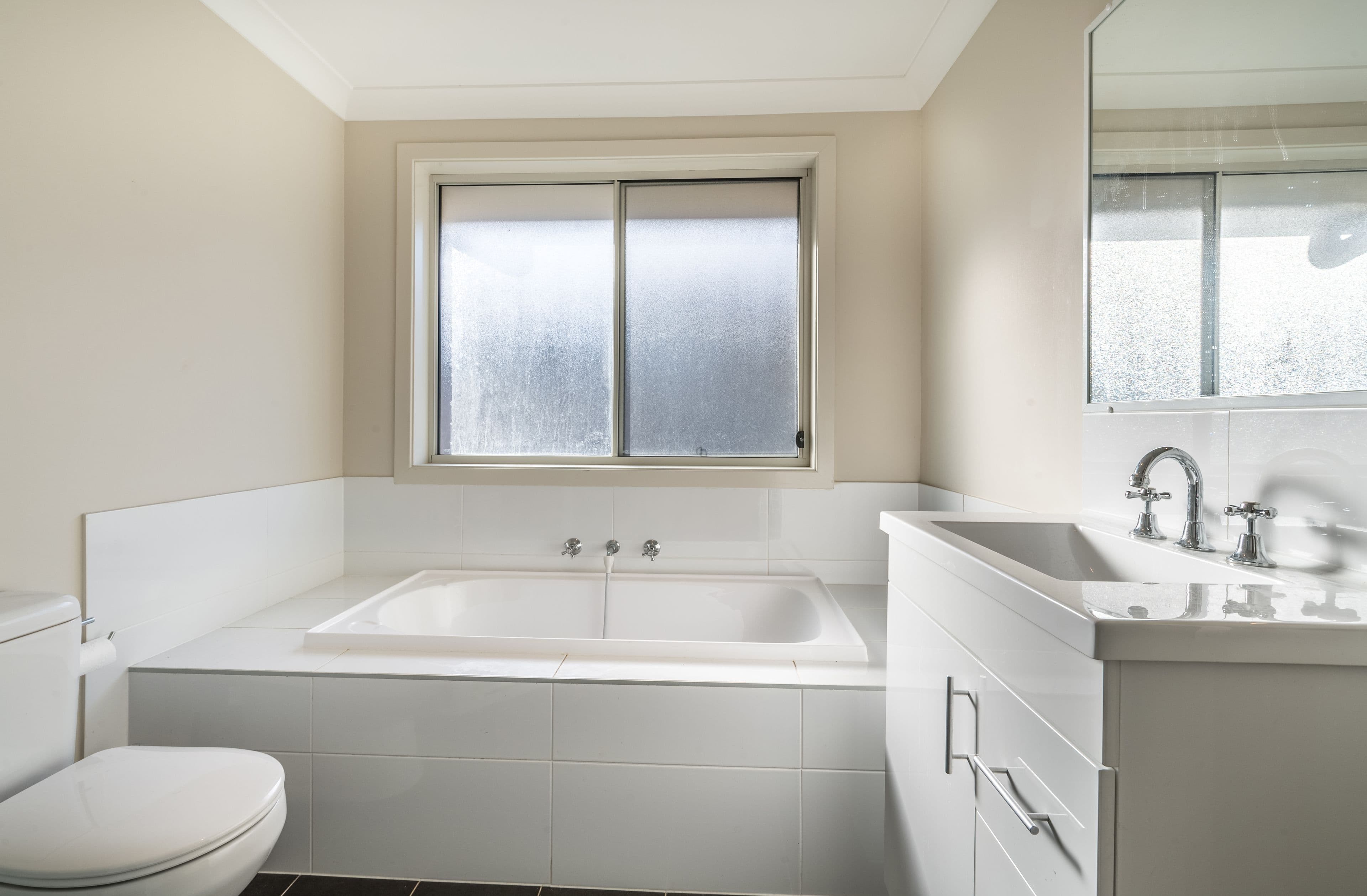 49 Inverell Avenue, Hinchinbrook - Thumbnail 6
