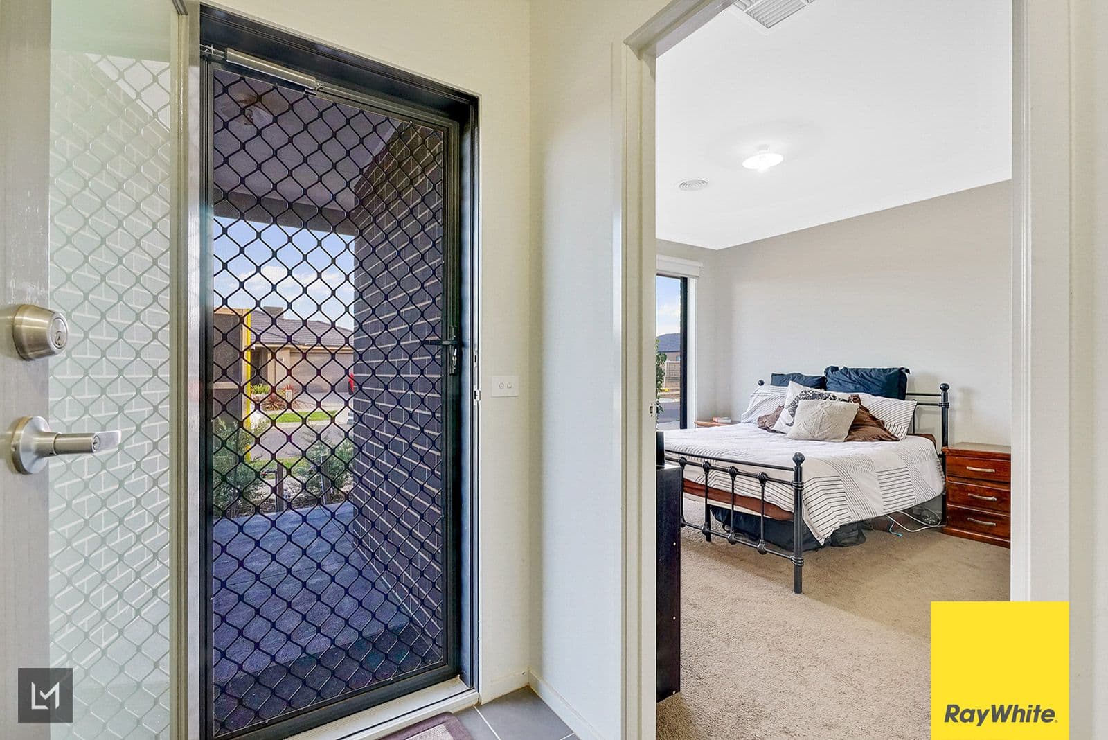 8 Wolomina Crescent, Werribee VIC 3030, Werribee - Thumbnail 6