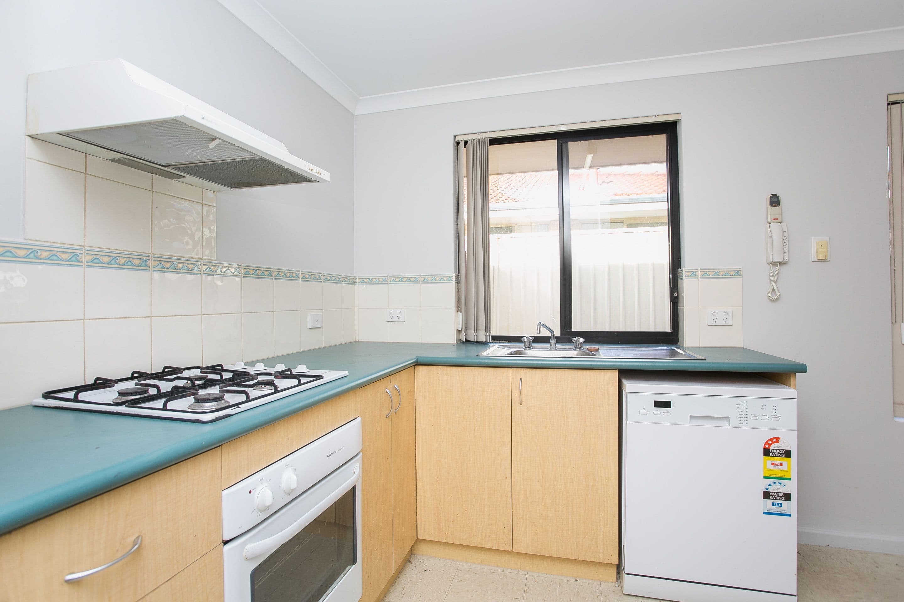 Unit 2, 22 Avon Crescent, Viveash WA 6056, Viveash - Thumbnail 3