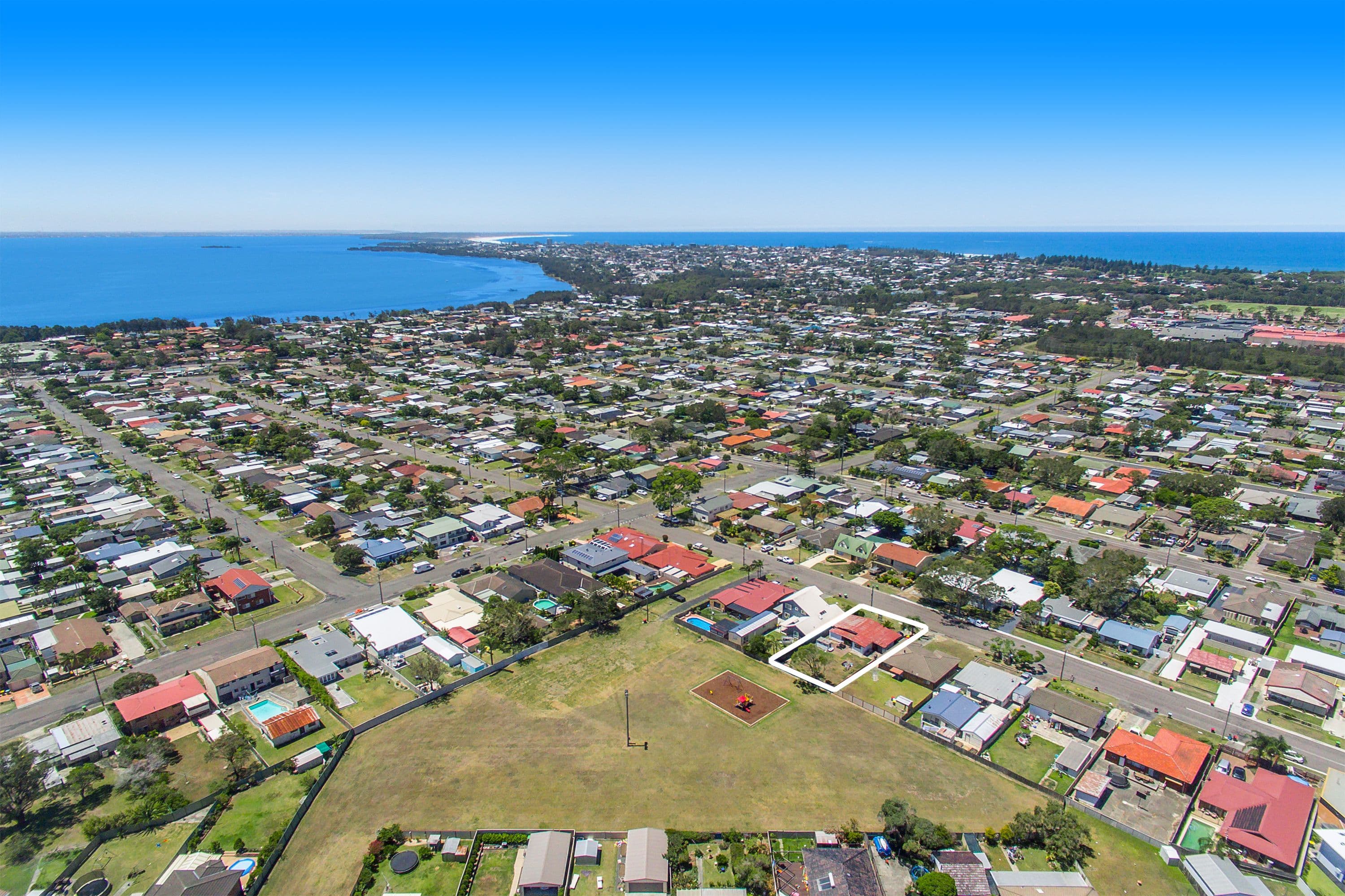 59 Dampier Boulevard, Killarney Vale - Image 1