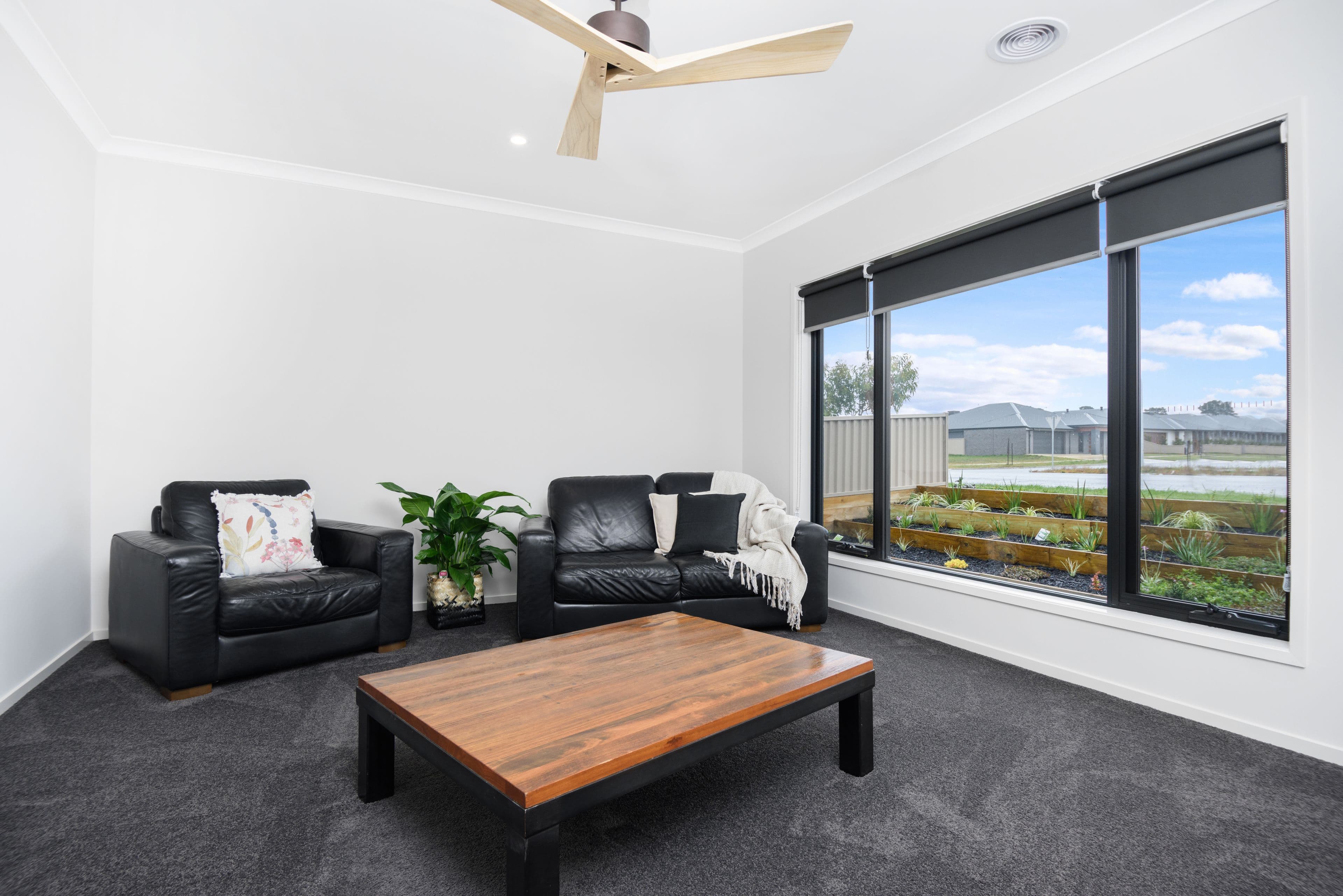 97 Ascot Gardens Drive, Delacombe  Victoria  3356, Australia, Delacombe - Thumbnail 3