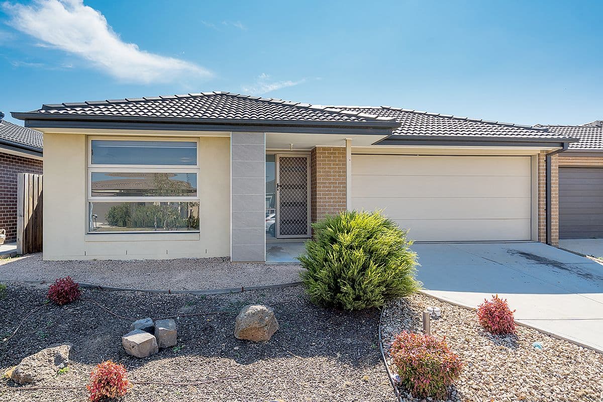 8 Stringybark Avenue, Wallan VIC 3756, Wallan - Image 1