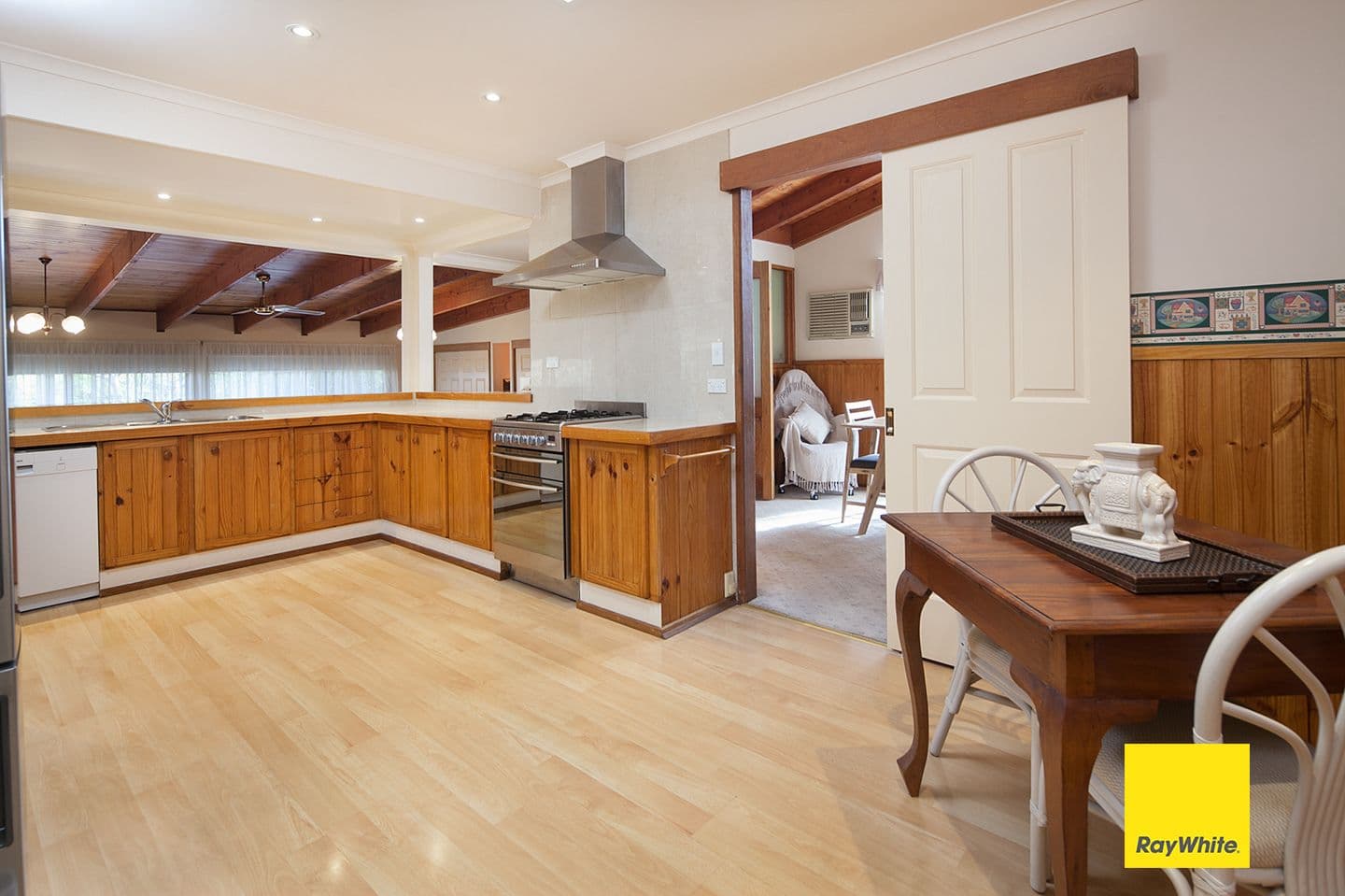 17 Burgess Drive, Langwarrin VIC 3910, Langwarrin - Thumbnail 4
