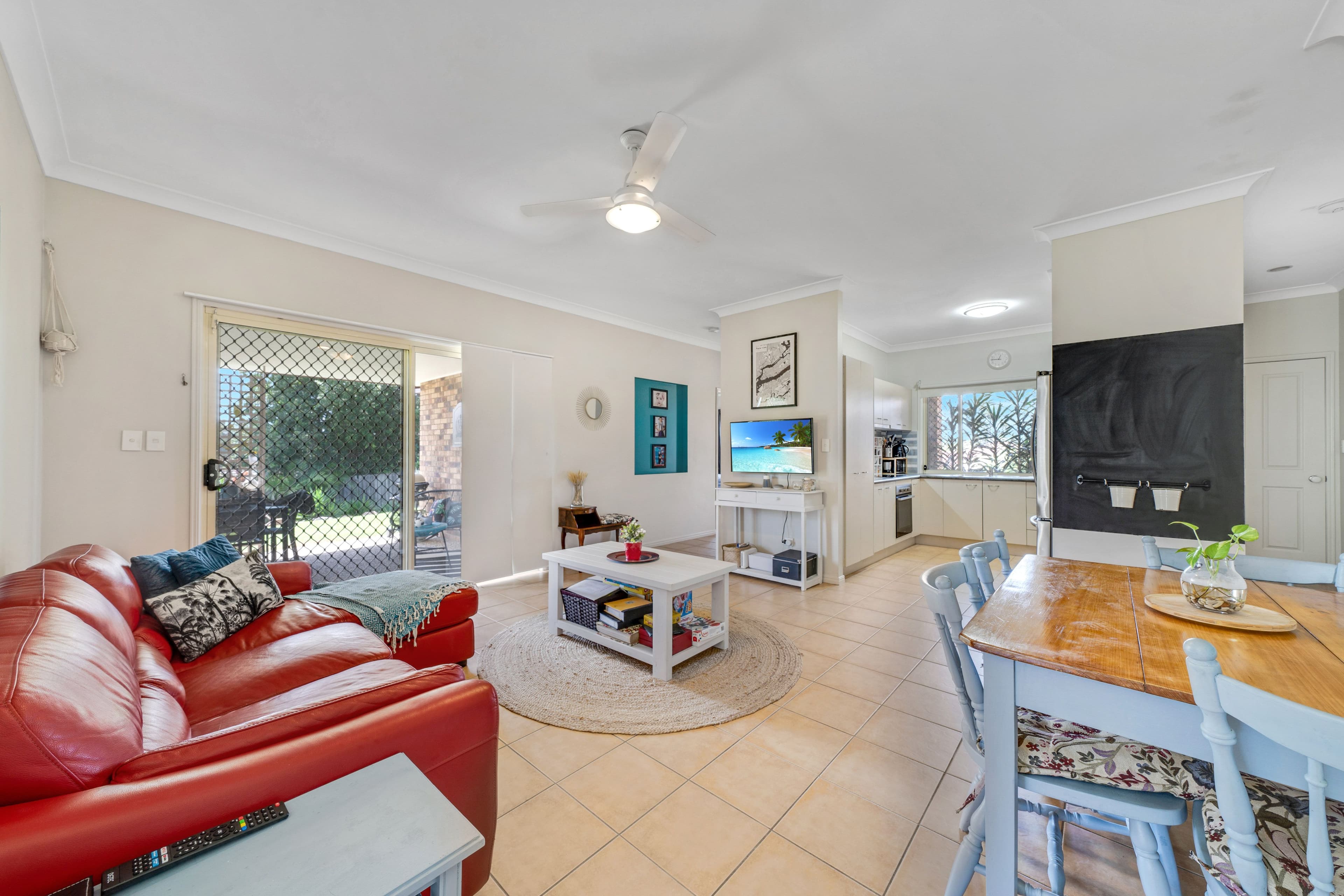 15 Hinterwood Court, Edens Landing QLD 4207, Edens Landing - Thumbnail 3
