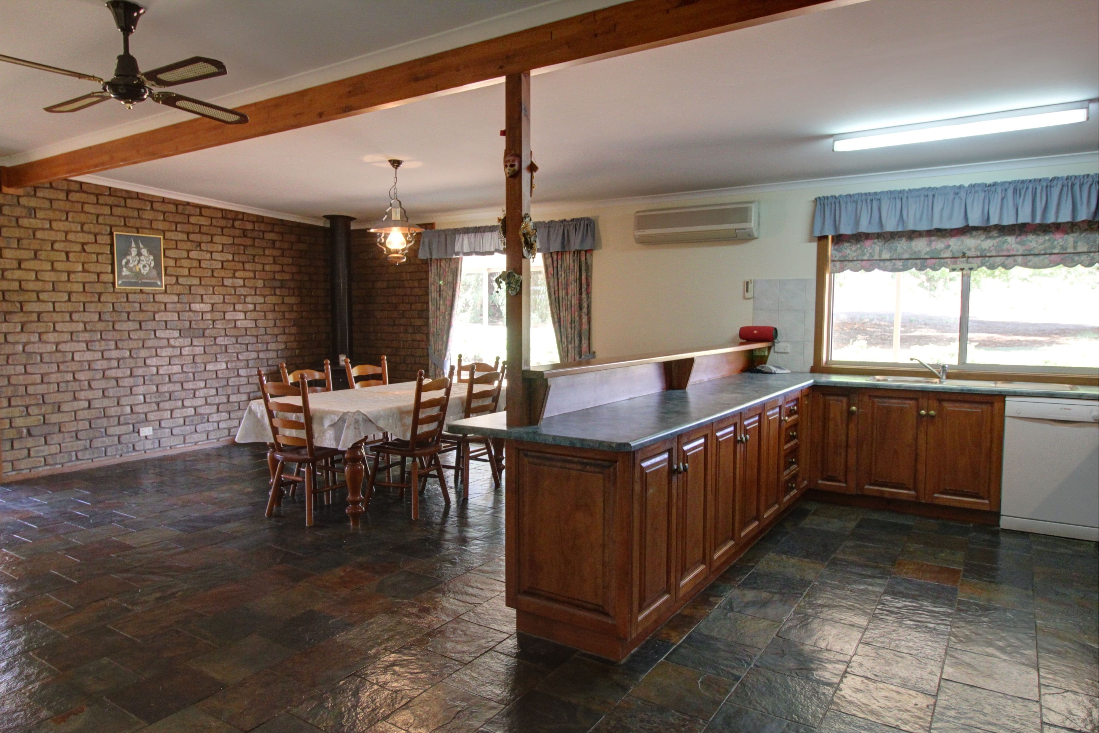 109 Old Cooltong Road, Renmark North SA 5341, Renmark North - Thumbnail 3