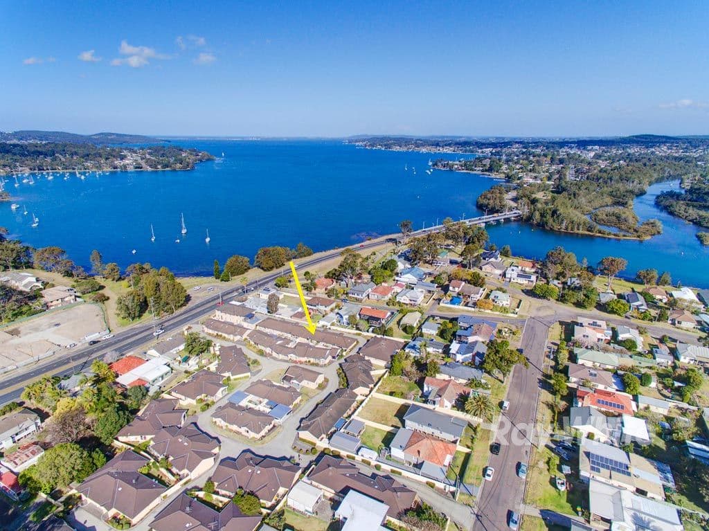 305 Main Road, Fennell Bay - Image 1