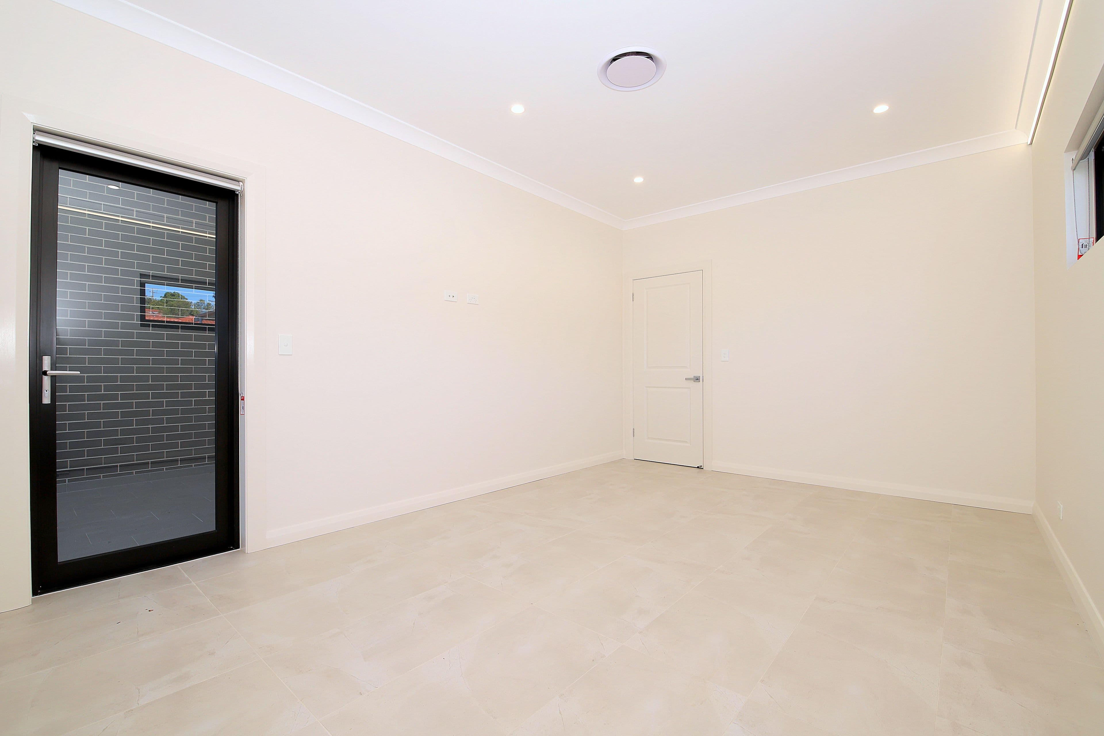 45 Wendy Avenue, Georges Hall NSW 2198, Georges Hall - Thumbnail 8