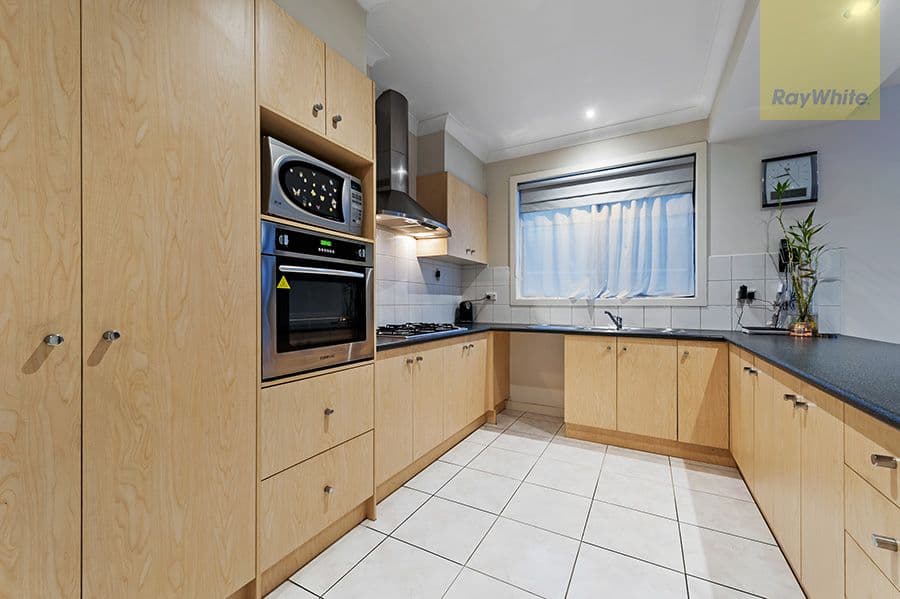 8 Mosman Way, Craigieburn VIC 3064, Craigieburn - Thumbnail 3