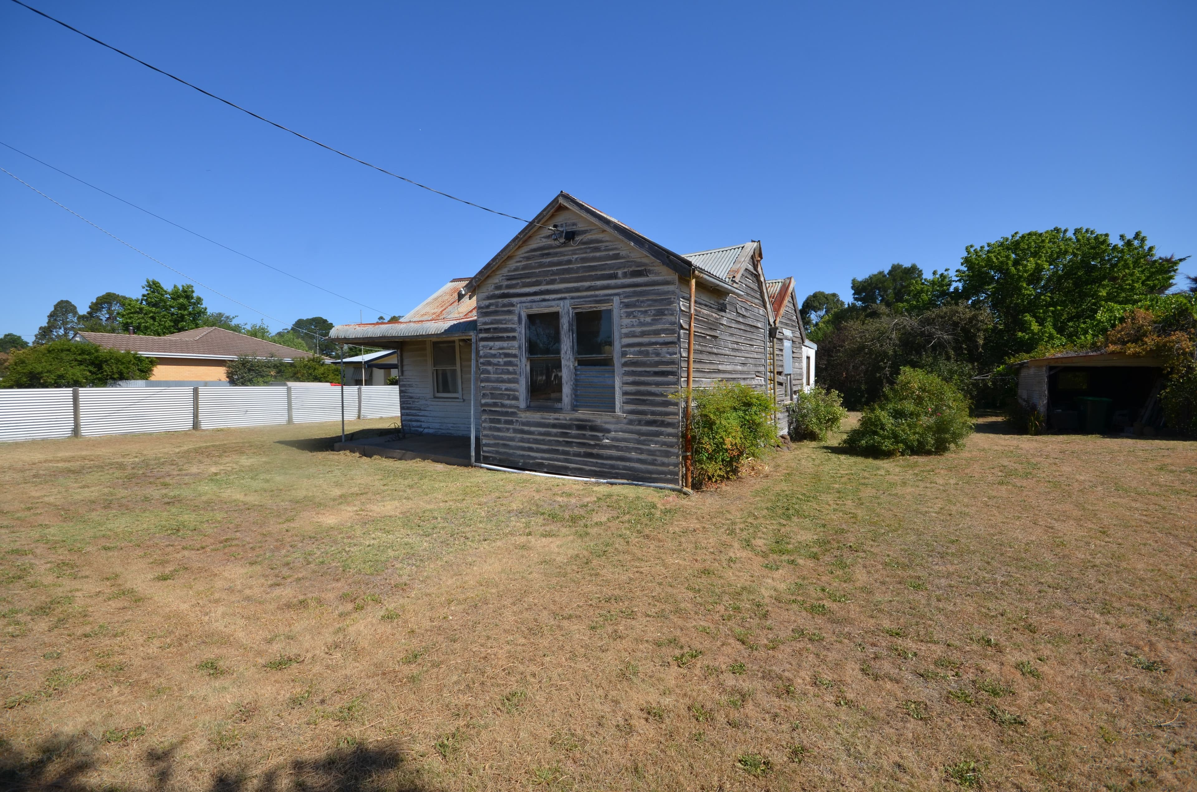 7 Willoby Street, Beaufort VIC 3373, Beaufort - Thumbnail 2