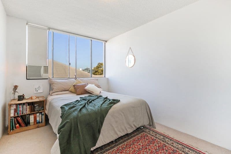 12 Underhill Avenue, Indooroopilly QLD 4068, Indooroopilly - Thumbnail 4