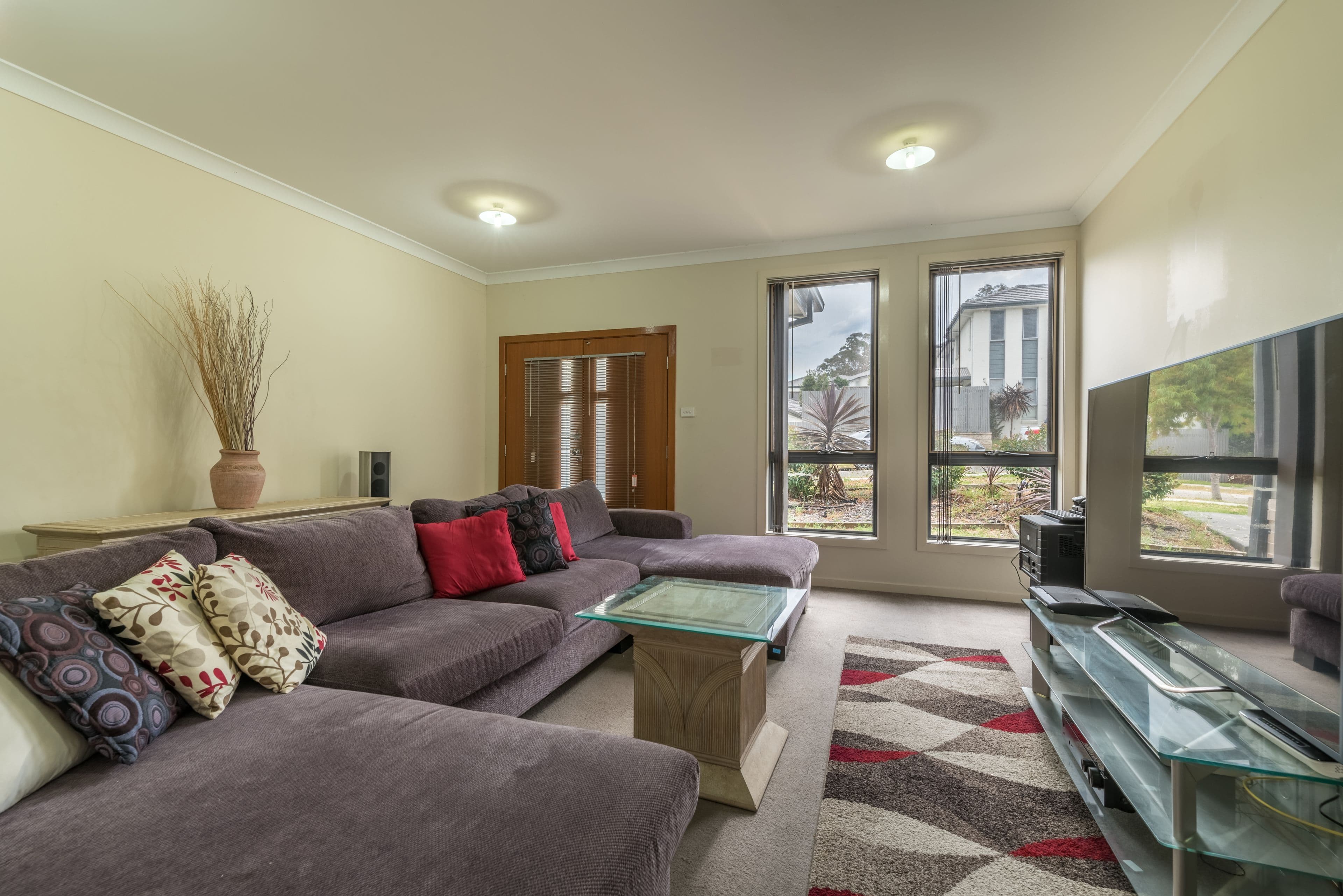 15 Mcintyre Circuit, Middleton Grange - Thumbnail 3