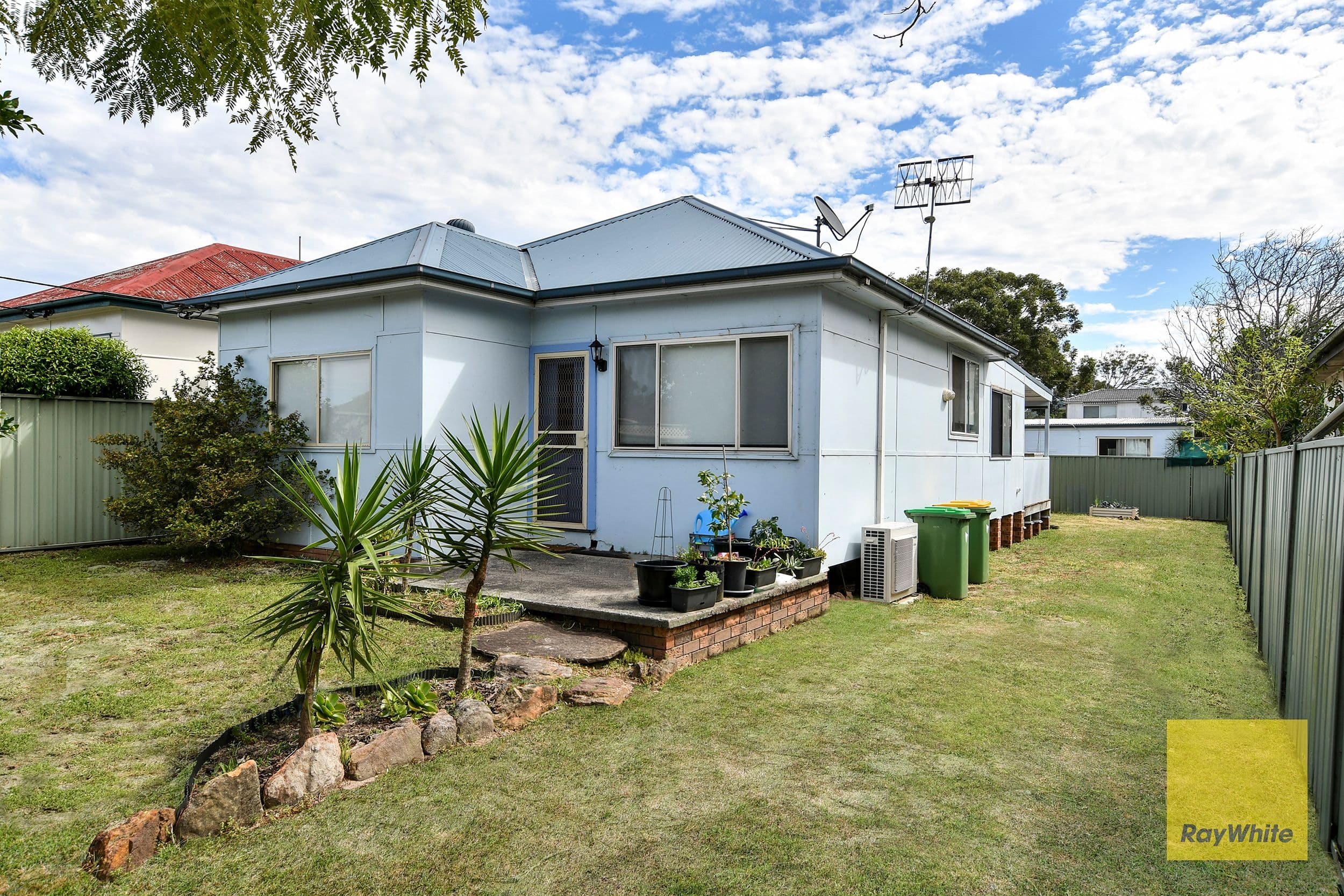 27 Barrenjoey Road, Ettalong Beach NSW 2257, Ettalong Beach - Image 1