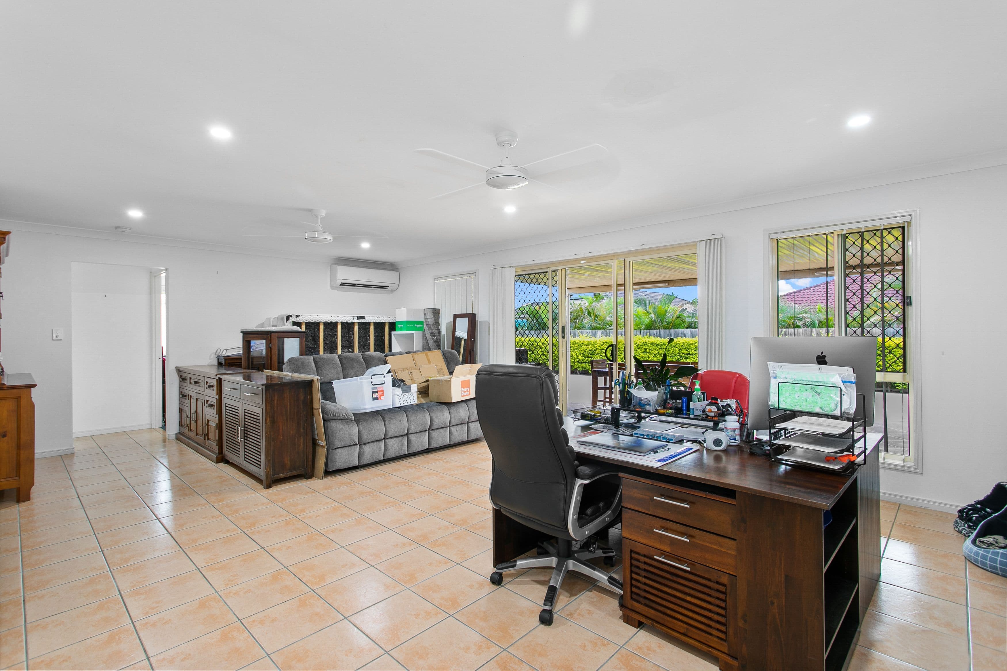 4 Peachester Court, Deception Bay QLD 4508, Deception Bay - Thumbnail 2