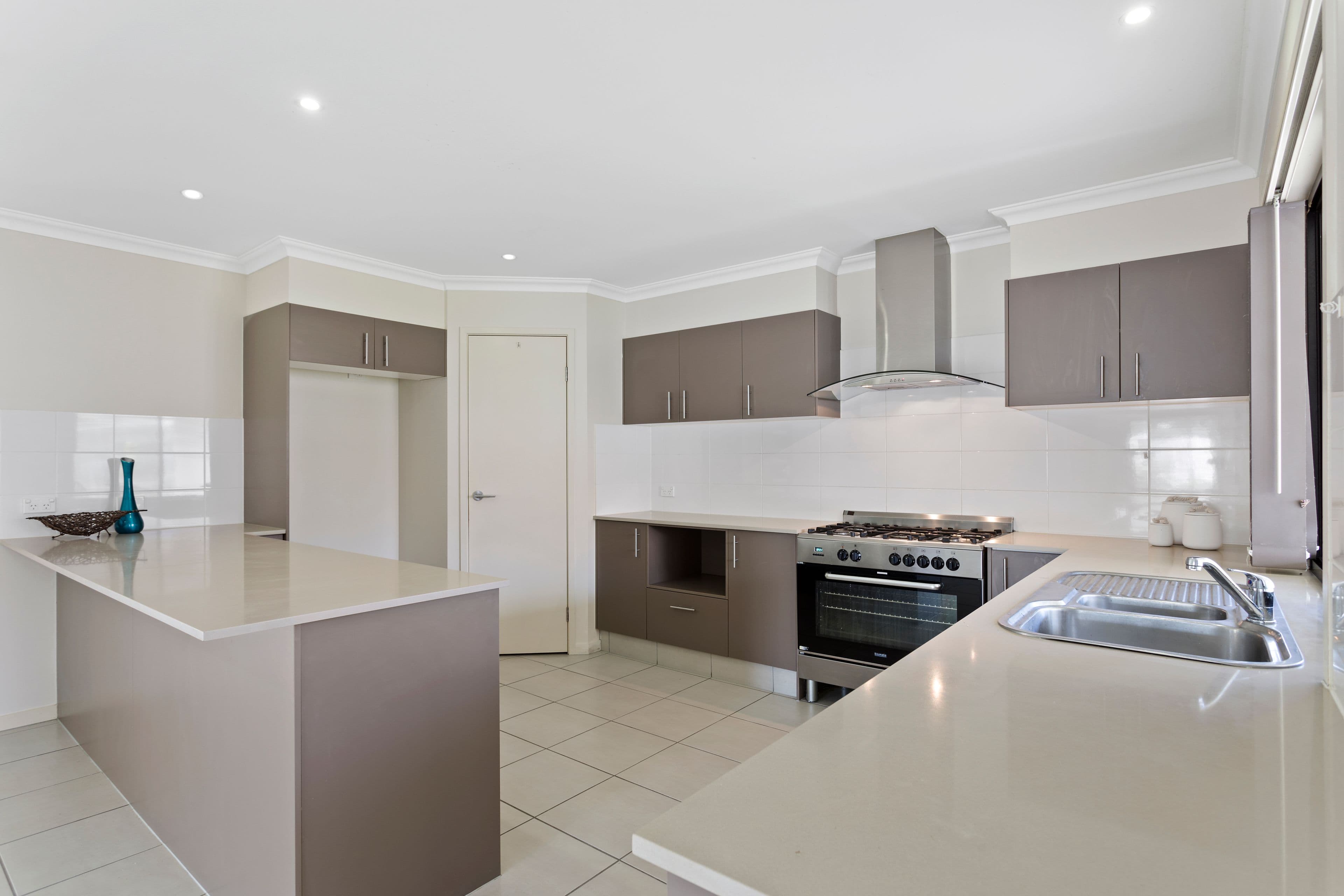 7 Wright Court, Upper Coomera QLD 4209, Upper Coomera - Thumbnail 3