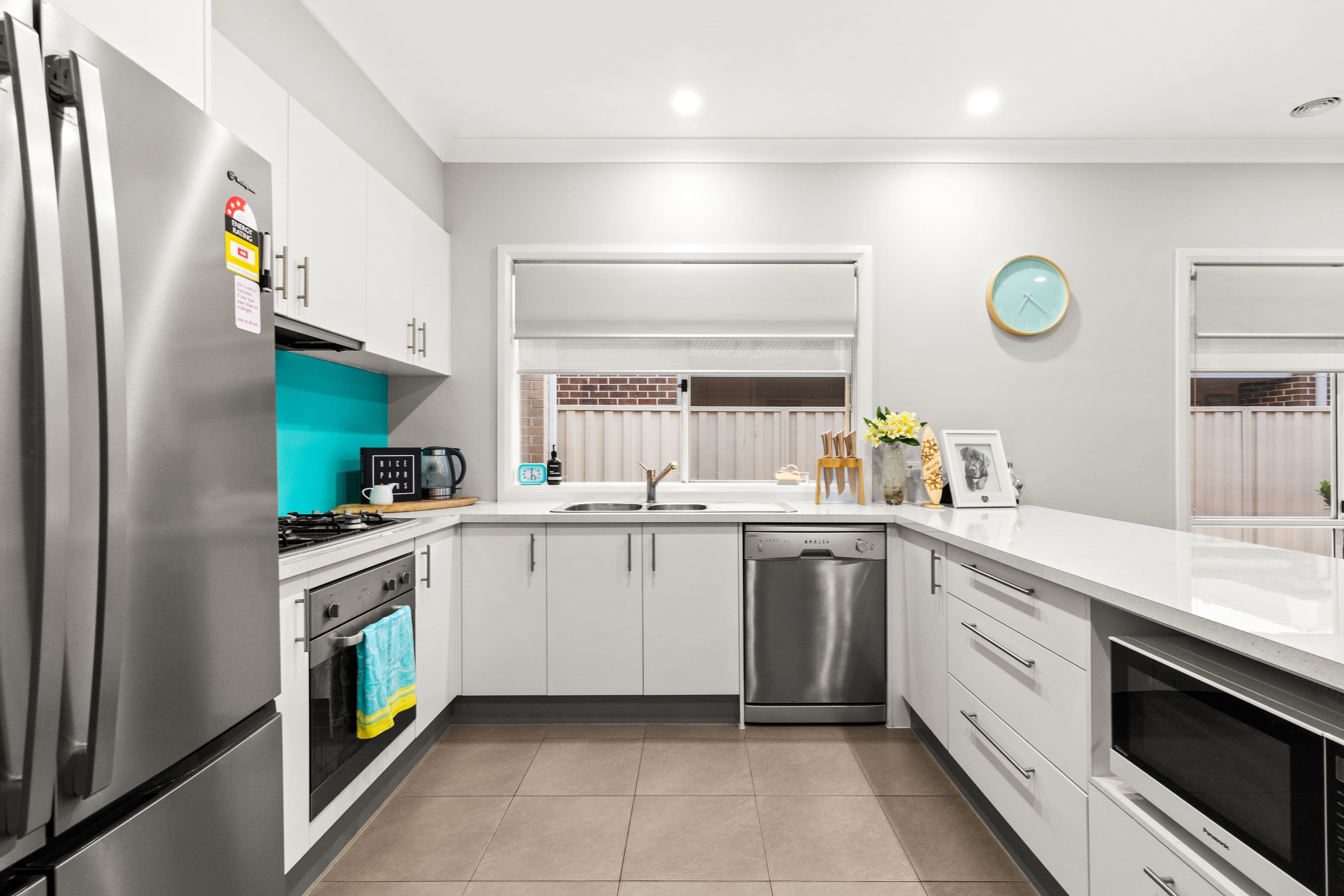 3 Emerald Court, Pakenham VIC 3810, Pakenham - Thumbnail 2