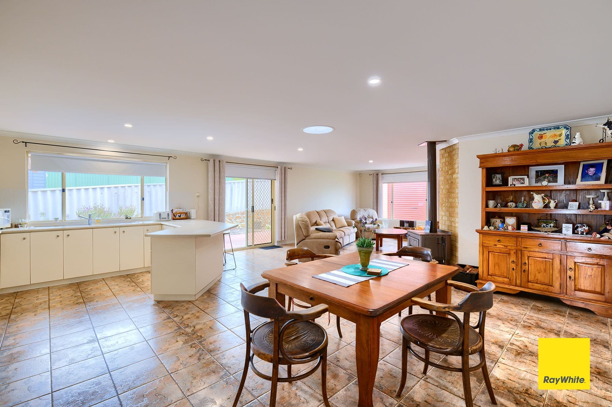 42 Premier Circle, Spencer Park WA 6330, Spencer Park - Thumbnail 5