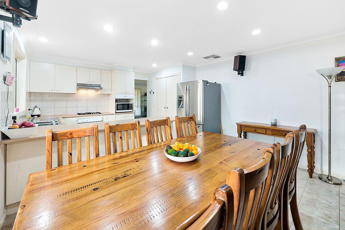 4 Gowrie Place, Cranbourne West VIC 3977, Cranbourne West - Thumbnail 6
