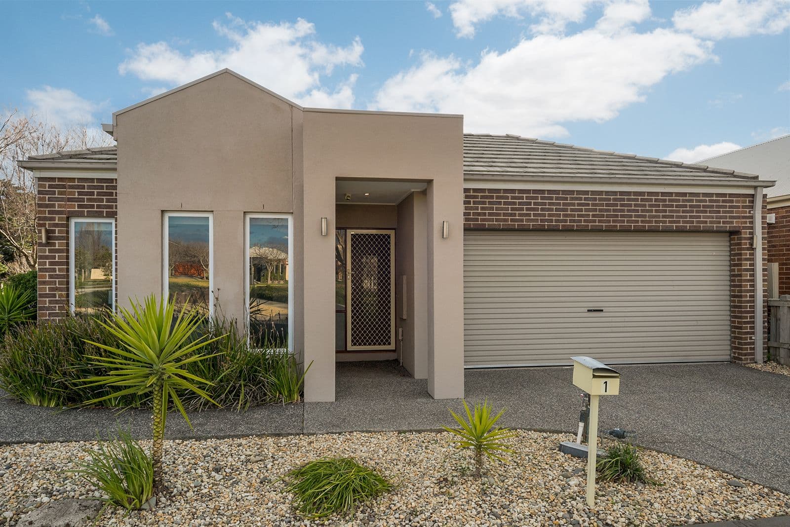 1 Grosvenor Square, Craigieburn VIC 3064, Craigieburn - Image 1