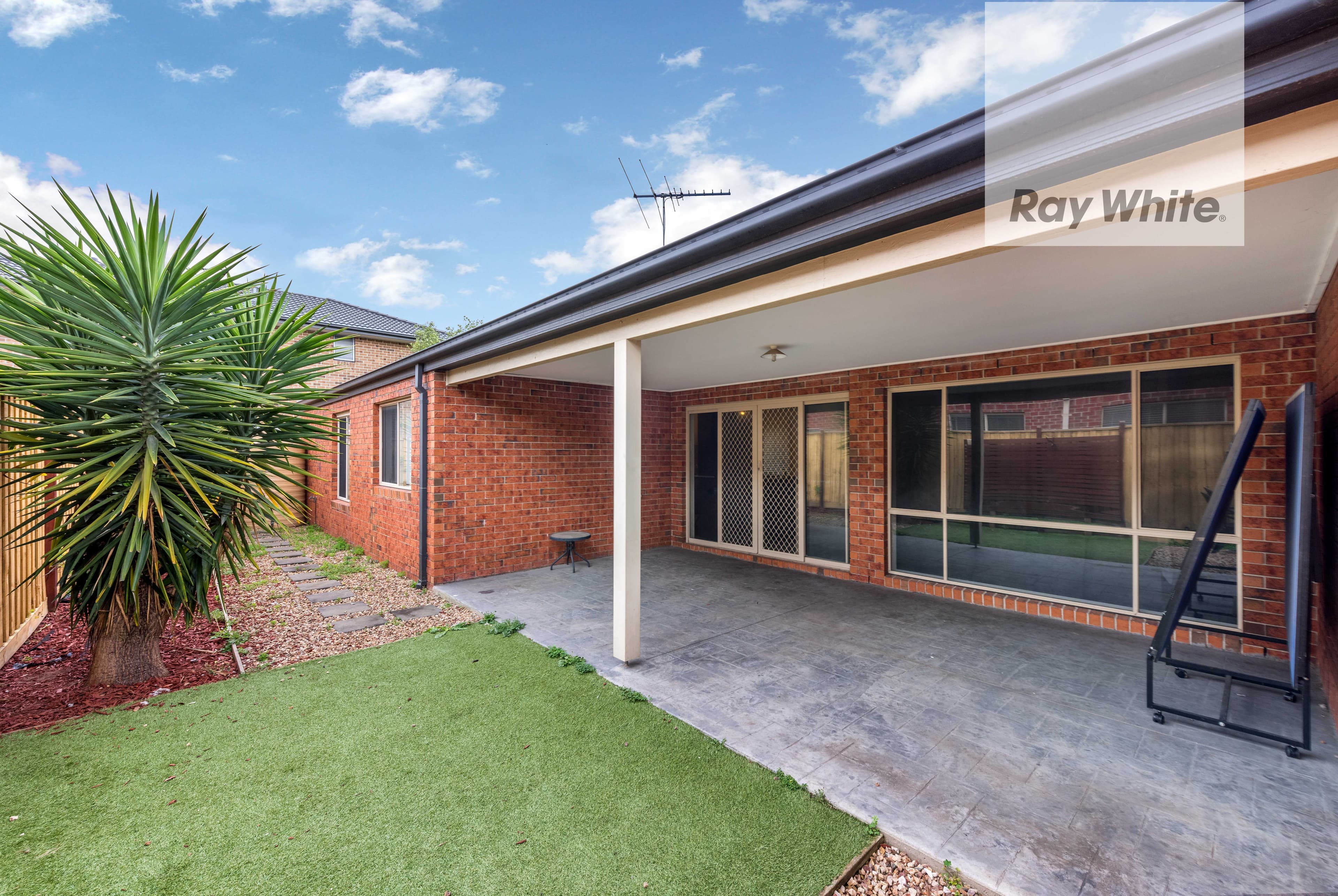 10 Moffat Drive, Lalor VIC 3075, Lalor - Thumbnail 8