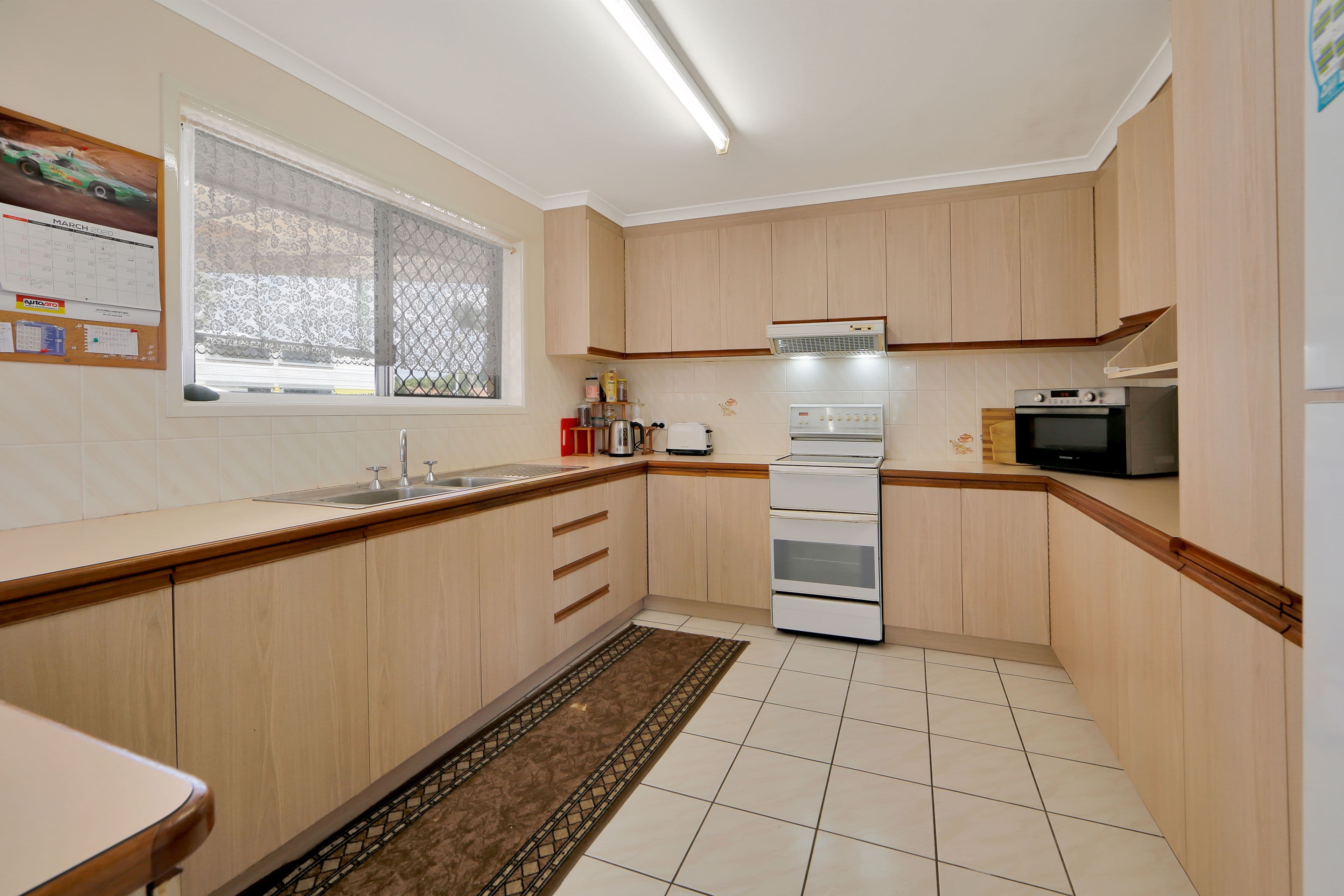 46 Wattle Street, Point Vernon QLD 4655, Point Vernon - Thumbnail 8