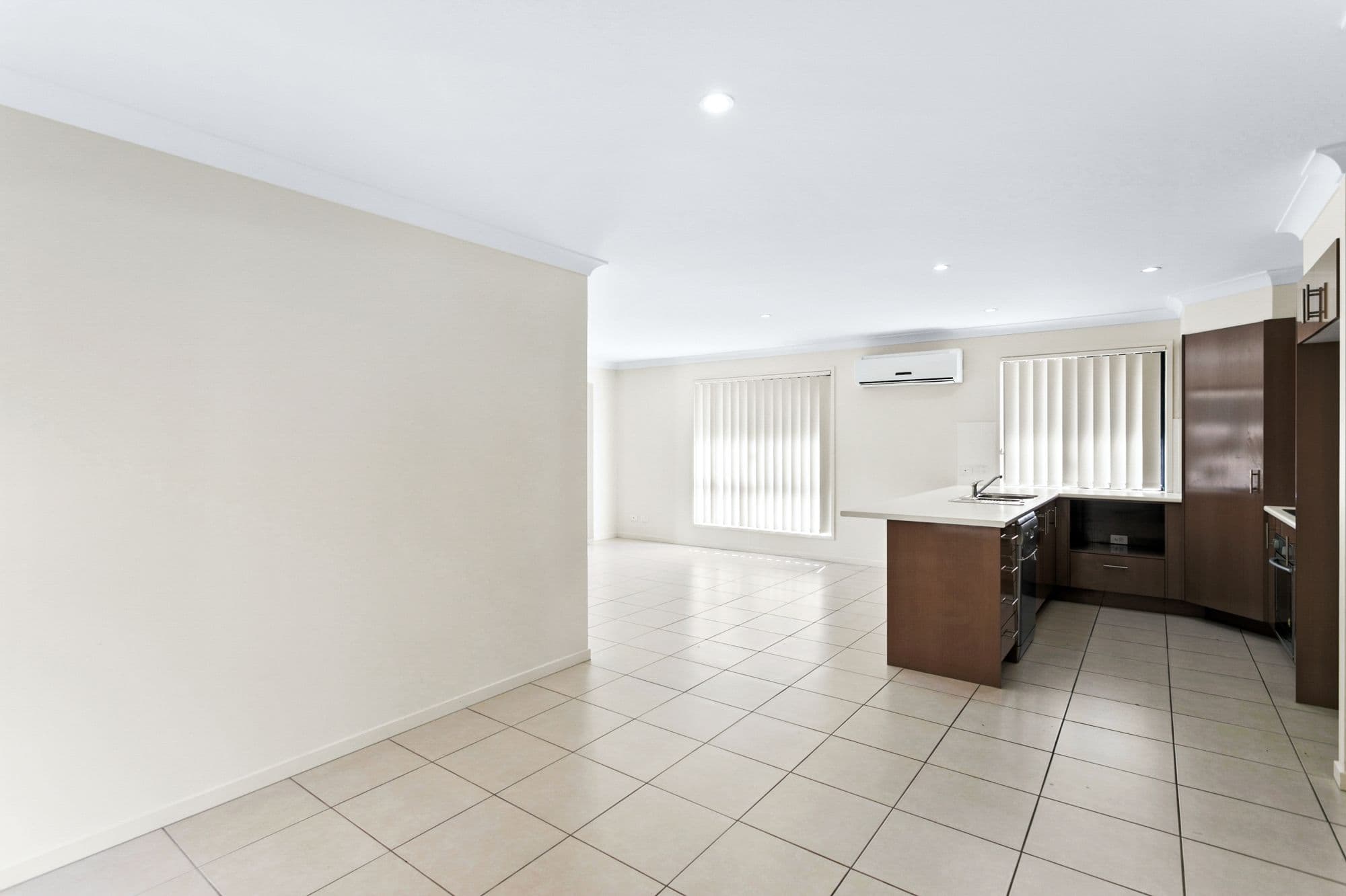 135 Mackintosh Drive, North Lakes QLD 4509, North Lakes - Thumbnail 4