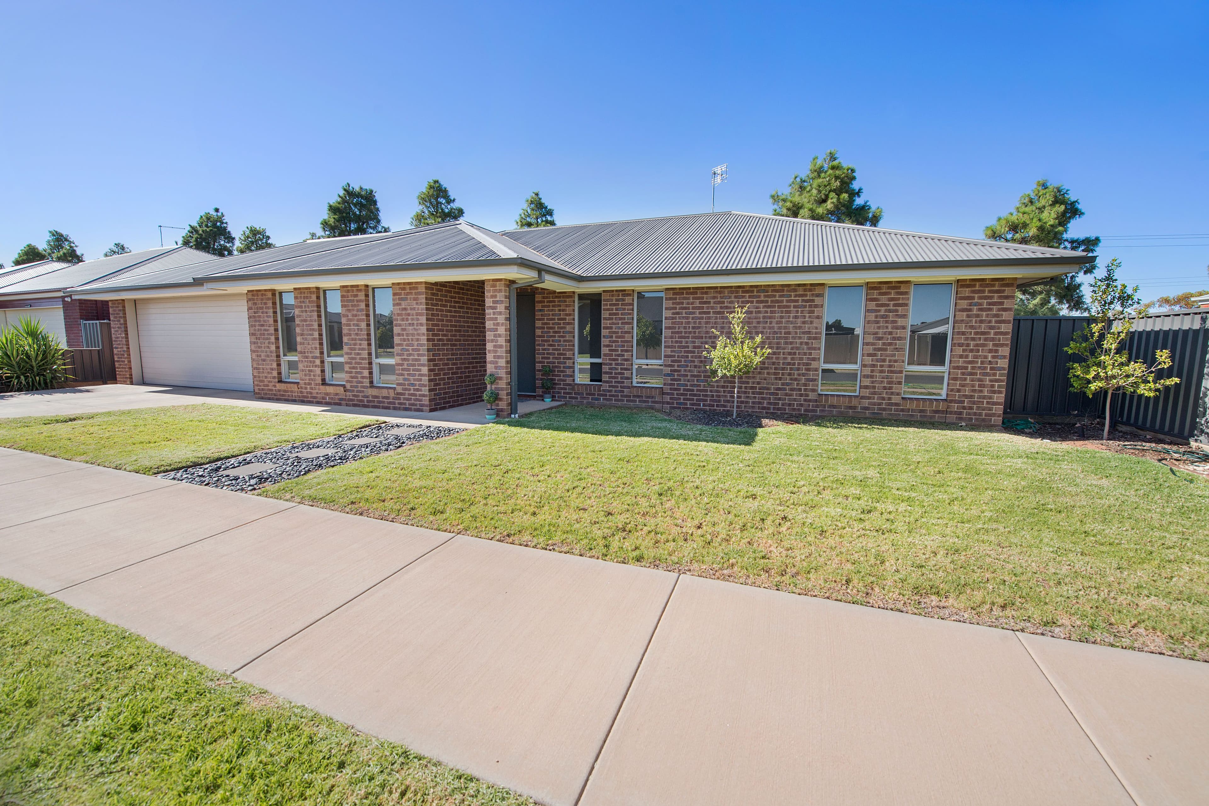 25 Acacia Street, Swan Hill VIC 3585, Swan Hill - Image 1