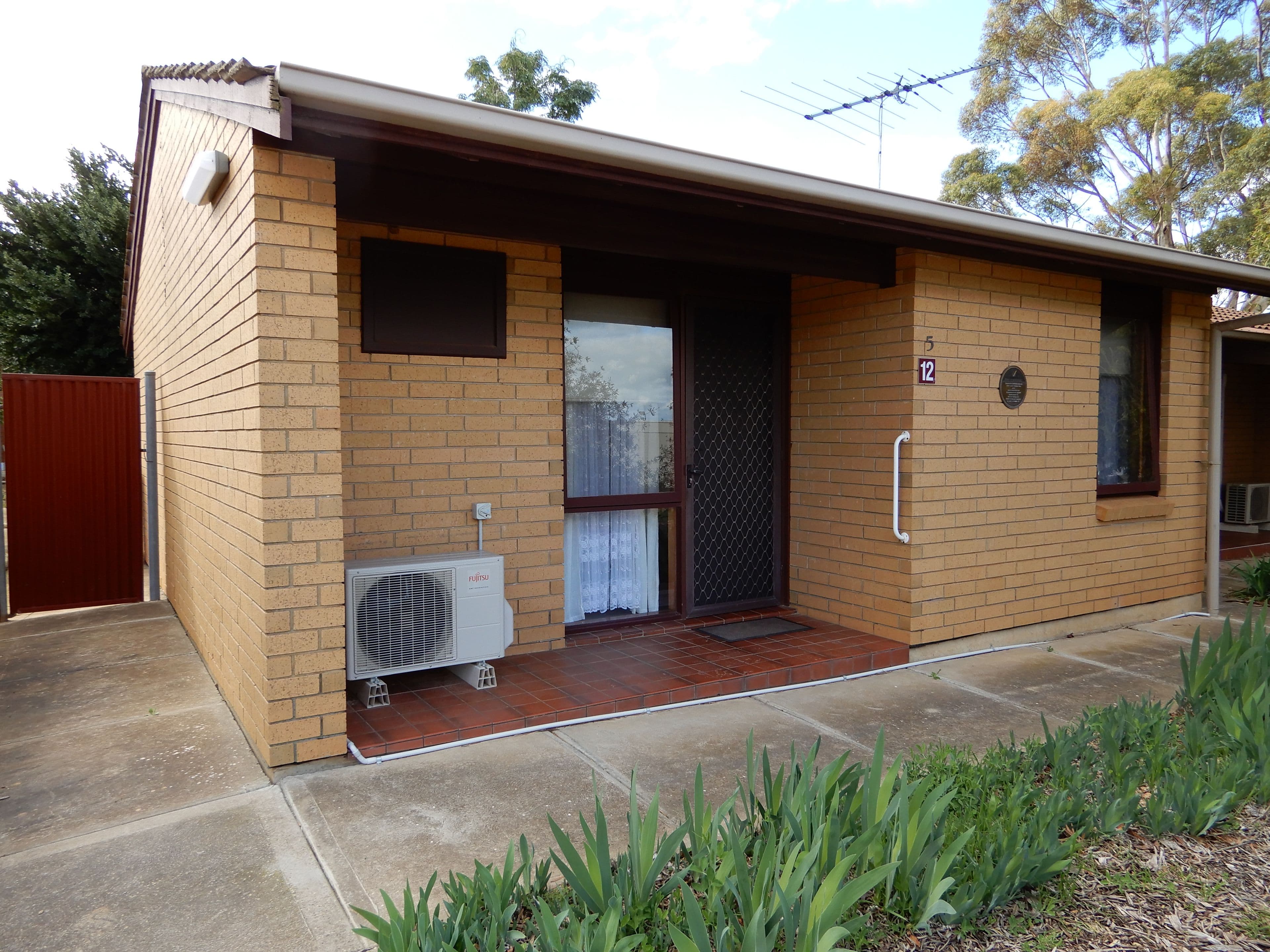 Unit 12/5 Dahlmyra Avenue, Hamley Bridge SA 5401, Hamley Bridge - Thumbnail 2