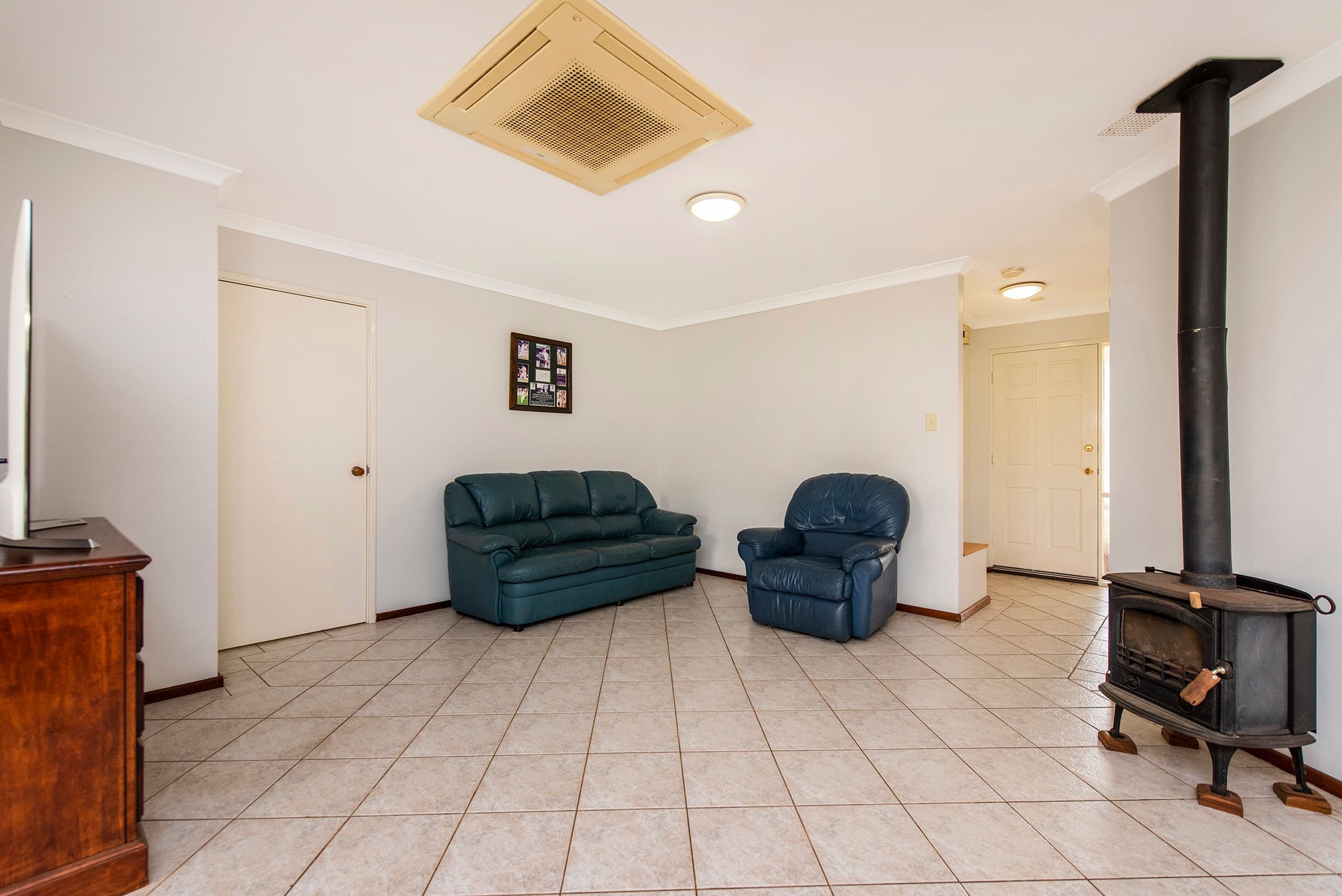 35 Golden Retreat, Bullsbrook WA 6084, Bullsbrook - Thumbnail 4