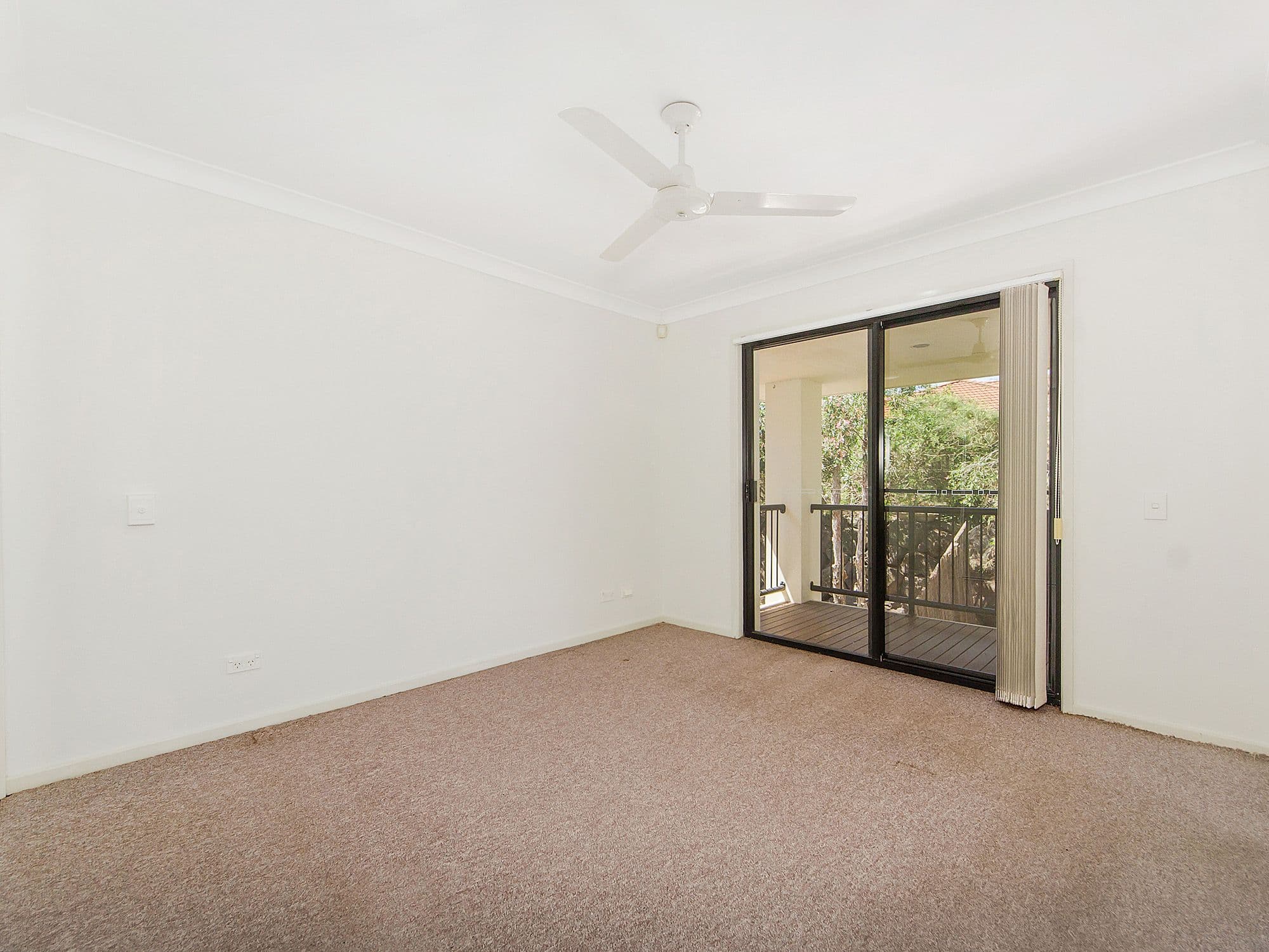 2 Gentian Drive, Arundel QLD 4214, Arundel - Thumbnail 6