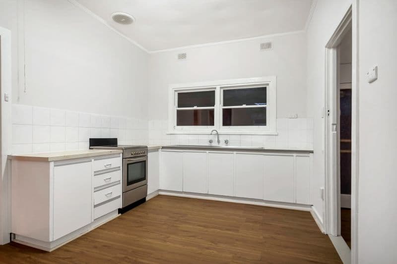 28 Leron Avenue, Enfield SA 5085, Enfield - Thumbnail 6