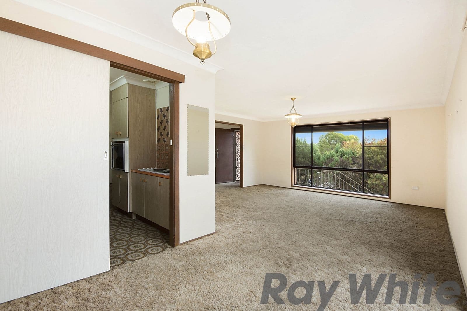11 Kolodong Drive, Quakers Hill - Thumbnail 3
