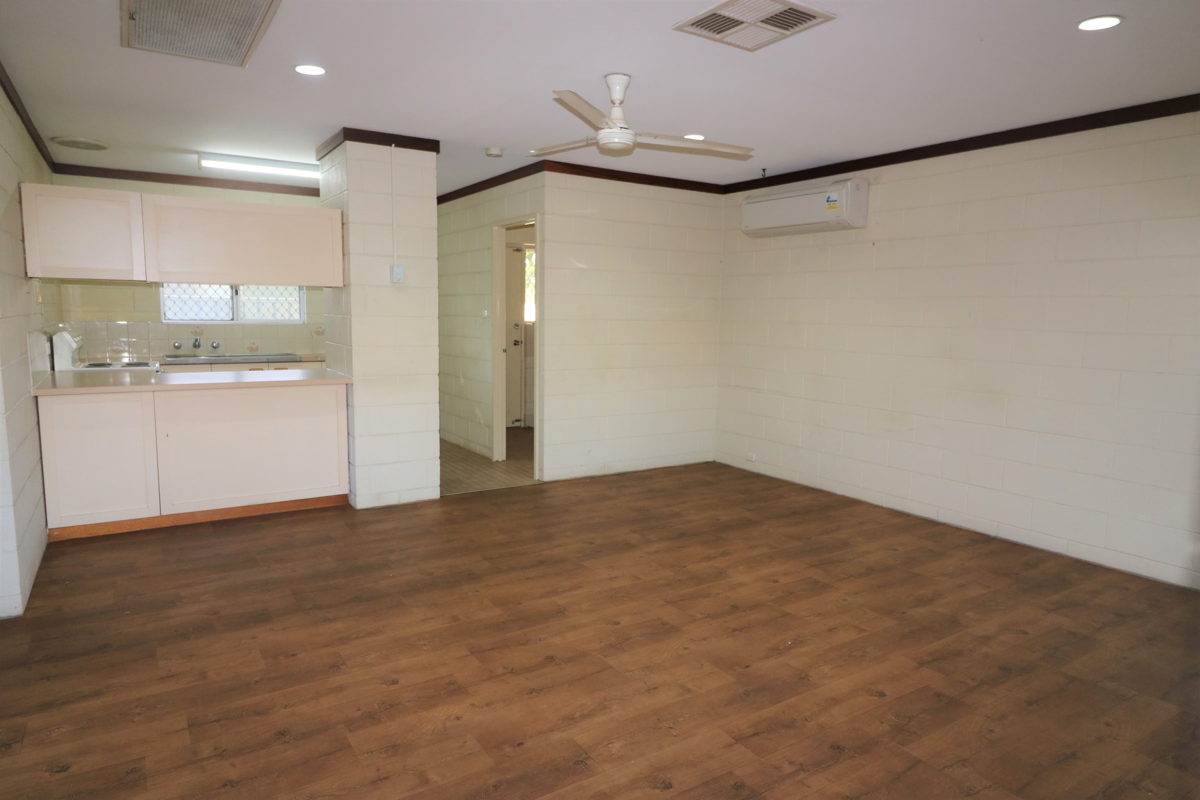 2/11 Holman Street, Derby WA 6728, Derby - Image 1