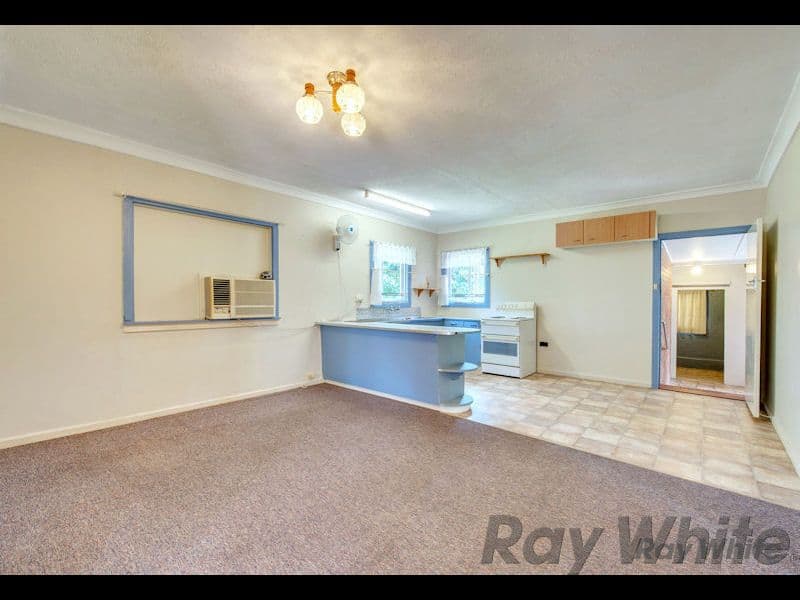 18 Andrew Street, Bundamba QLD 4304, Bundamba - Thumbnail 8