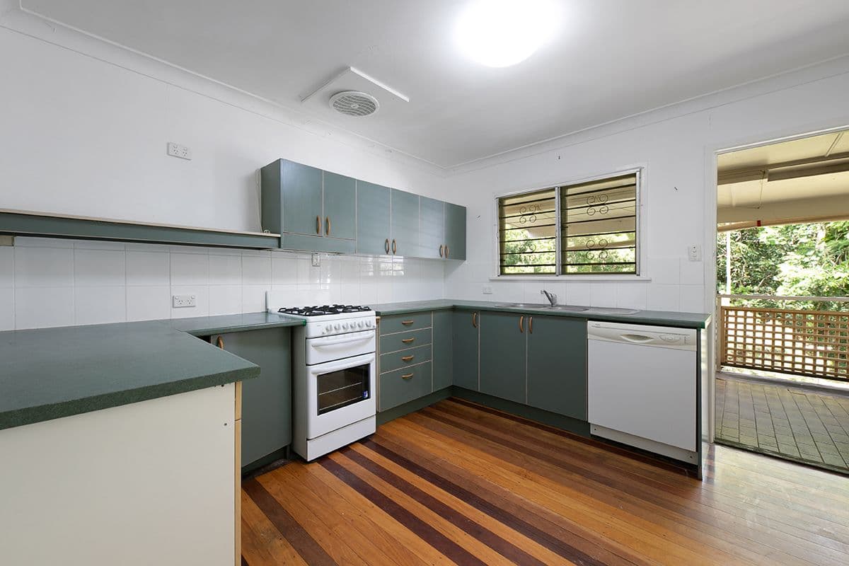 24 Wincott Street, Salisbury QLD 4107, Salisbury - Thumbnail 6