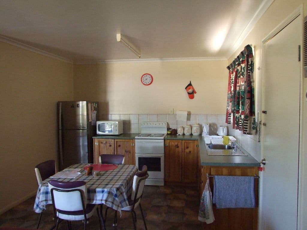 148 Eagle Street, Longreach QLD 4730, Longreach - Thumbnail 3