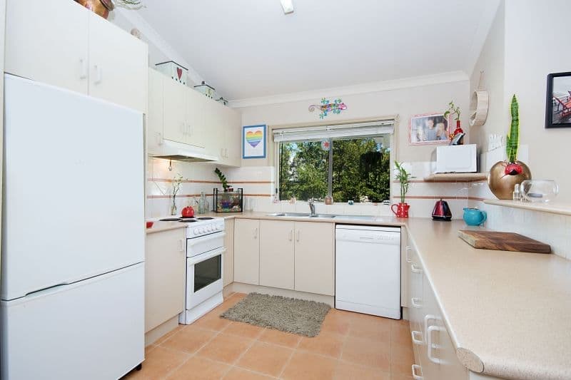 5 Amber Close, Townsend - Thumbnail 4