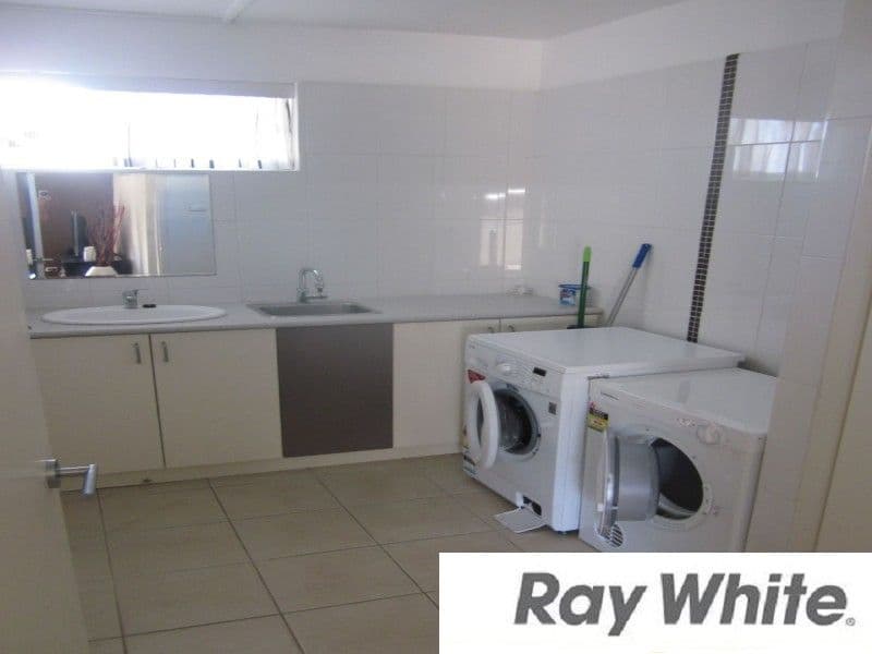 2/11B Wittenoom Street, Bunbury WA 6230, Bunbury - Thumbnail 6